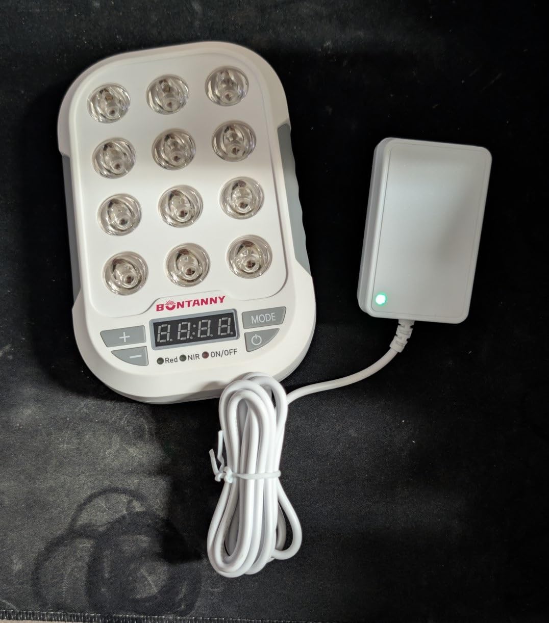 BONTANNY Portable Red Light Therapy, 660/850/1060nm 3 Wavelengths Mini Handheld Red Near Infrared Light Device, 12 Triple Chip Clinical Grade LEDs, Rechargeable, Travel Case, Timer, for Body, BO-60 customer photo 2
