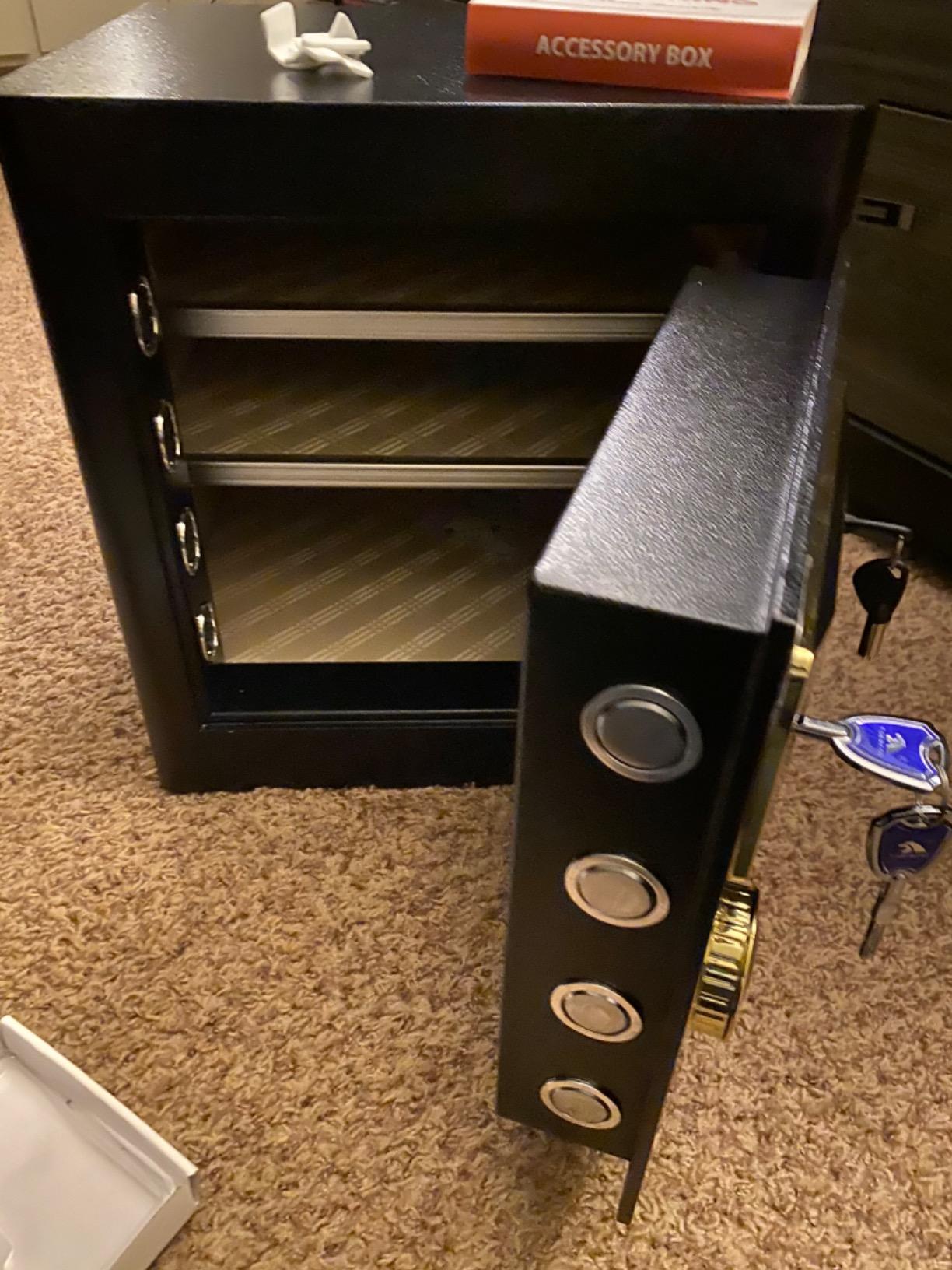 TIGERKING Large Gun Safe for Rifles, 6-8 Gun Capacity, 243 lb Steel | Rifle & Shotgun Storage, Gun Cabinet Design, Adjustable Gun Rack, 3 Removable Shelves, Home & Hunting Use customer photo 2