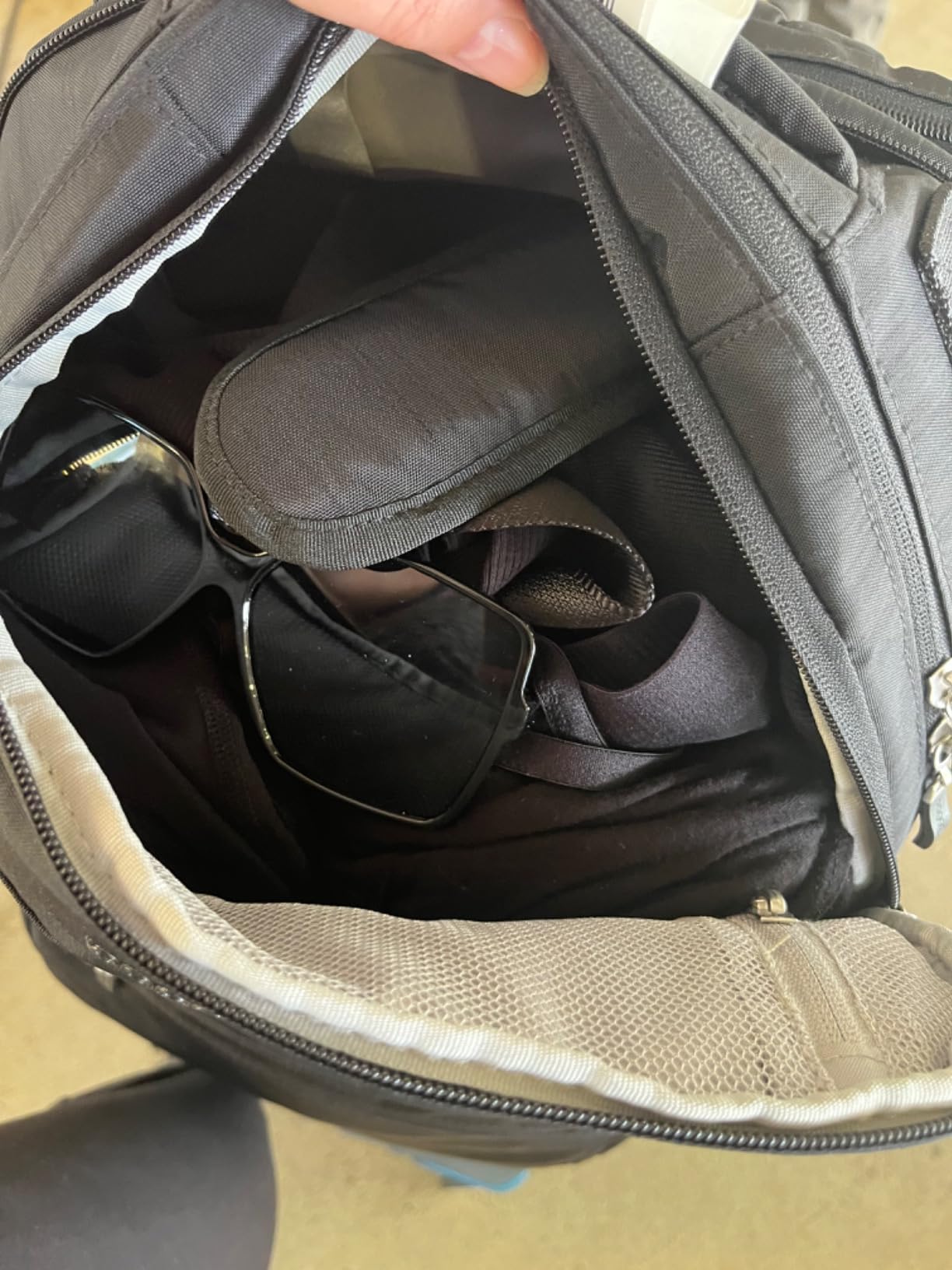 Baggallini Modern Convertible Travel Backpack customer photo 2