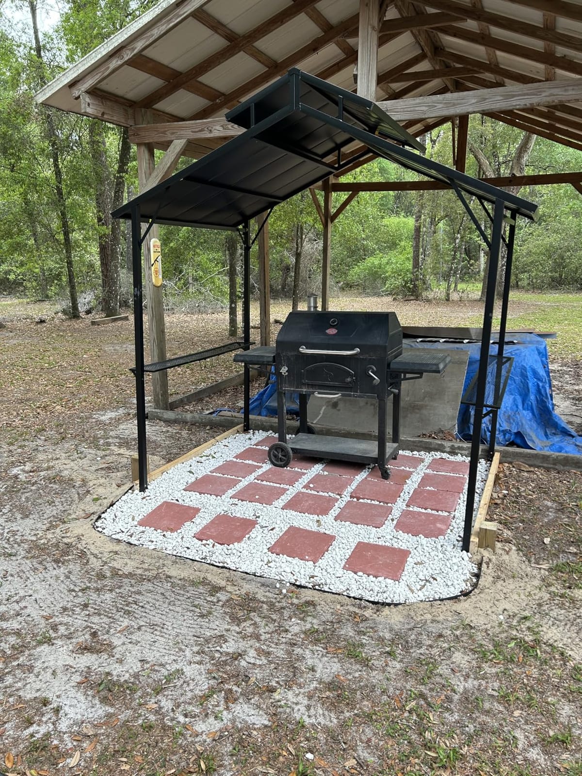 Outsunny 8' x 5' Hardtop Grill Gazebo Double Metal Roof, 2 Side Shelves | BBQ Gazebo, 10 Hooks, Grill Canopy, Patio Backyard Lawn Deck customer photo 1