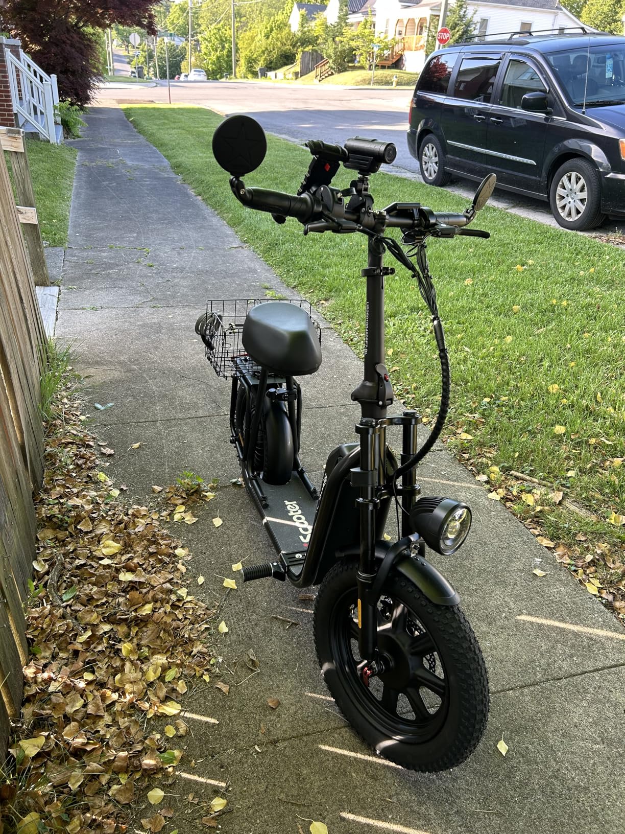 iScooter F7 Electric Scooter Adults, 1000W Powerful Motor, 28 MPH Top Speed & 45 Miles Range, 16'' Fat Tire Scooter for Adults, Detachable Seat & Adjustable Handlebar customer photo 2