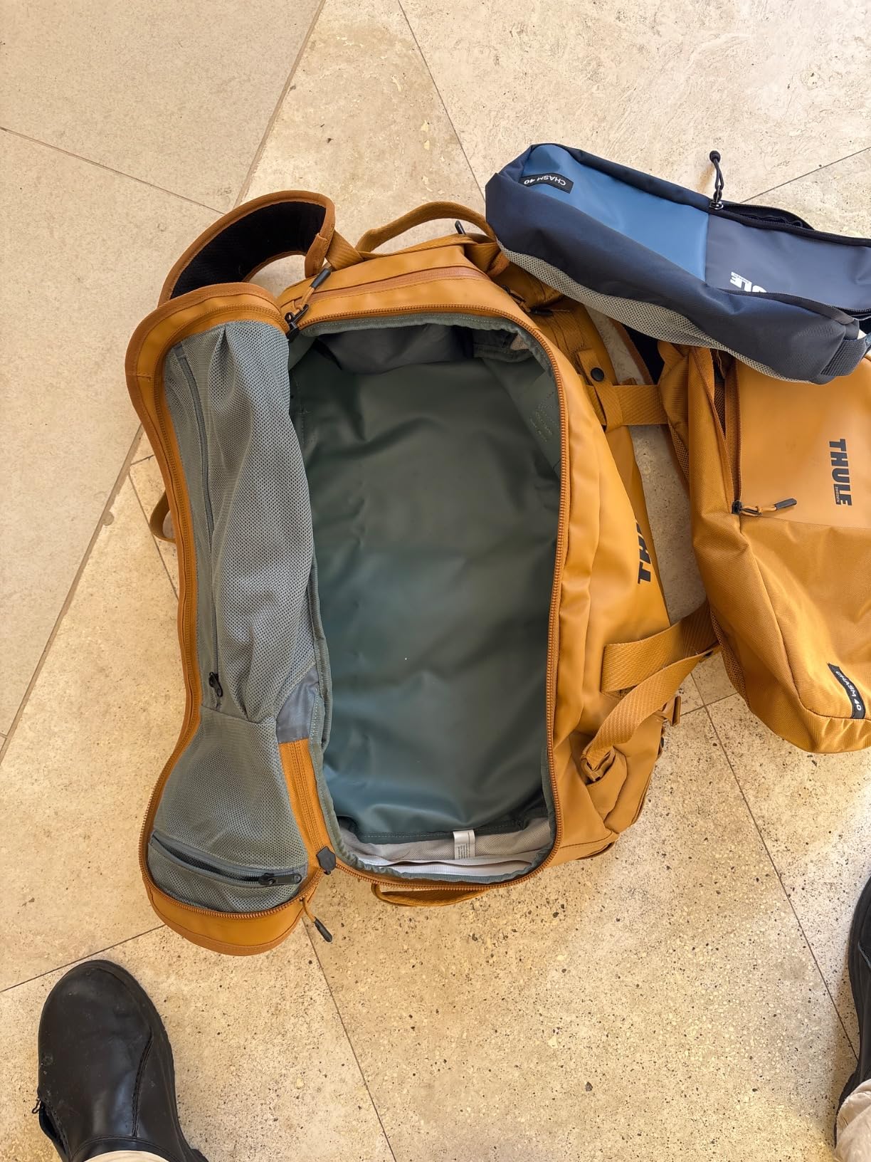 Thule Chasm Duffel bag, Weather-resistant materials, Easy packing, Converts to backpack, Internal pockets, Travel-ready customer photo 1
