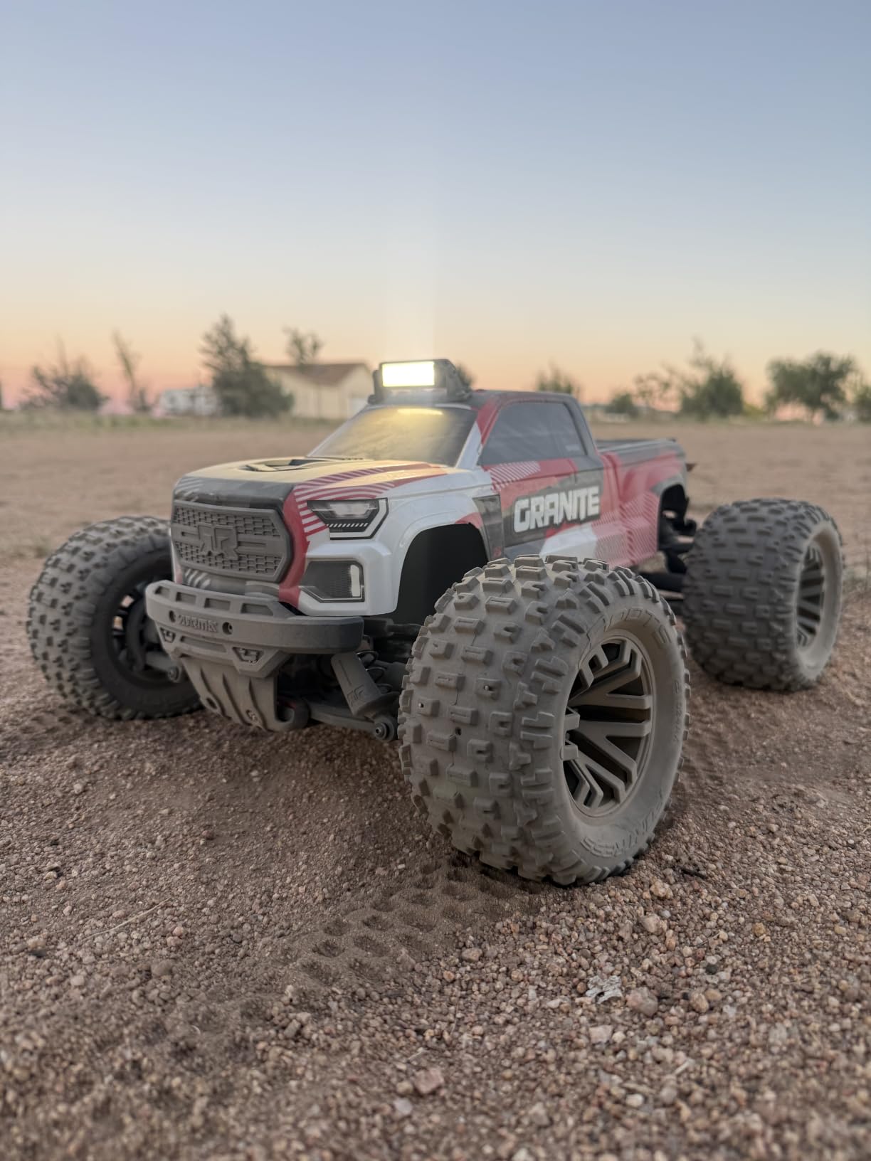 ARRMA Granite 4X4 223S BLX Brushless 1/10 Monster Truck RTR customer photo 1