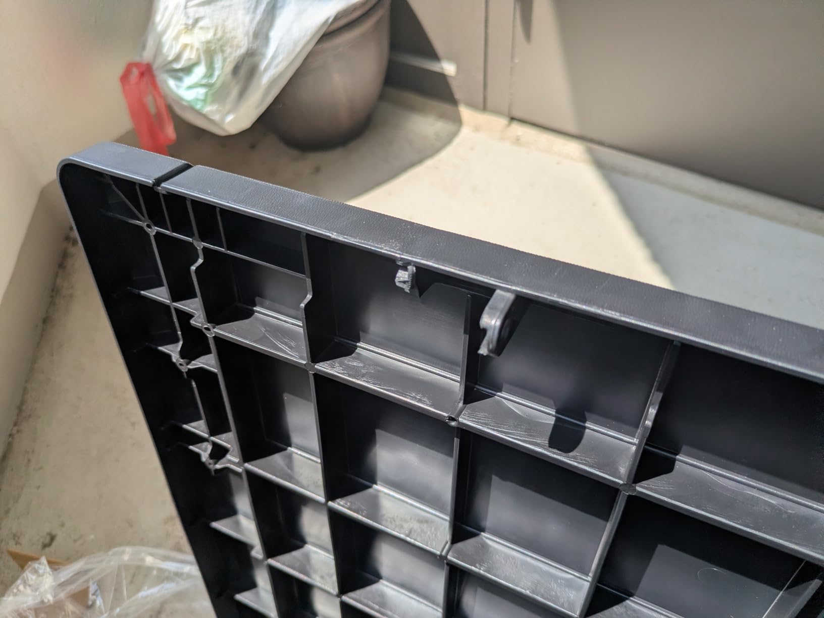 Devoko 78 Gallon Deck Box, Waterproof Resin Outdoor Storage Box for Outside and Patio, Outdoor Storage Bench Lockable for Patio Furniture, Garden Tools and Pool Supplies (Black, 78 Gallon) customer photo 1