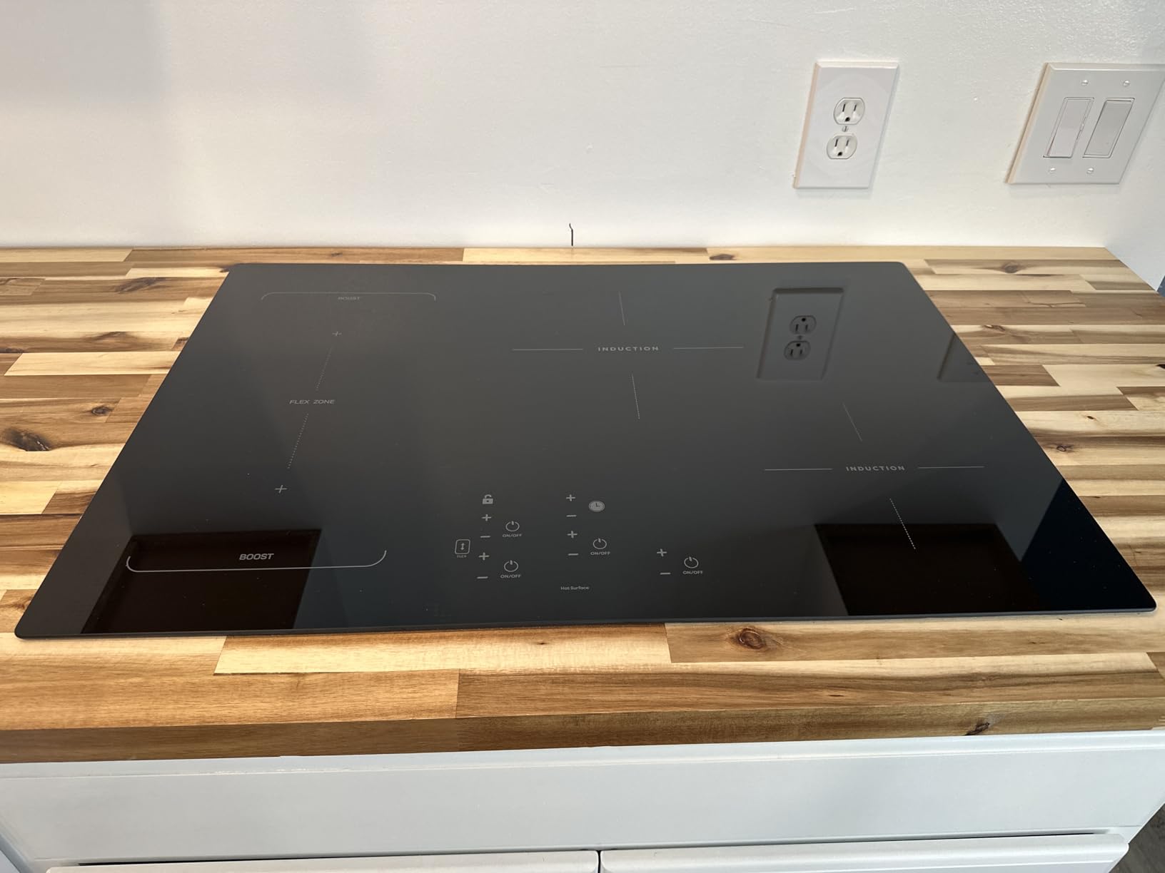 30 Inch Induction Cooktop - 4 Burner Built-In Electric Stove with Bridge-SYNC, Booster, Timer & Child Lock | 9000W 220-240V Hardwired, Black Glass Top customer photo 1