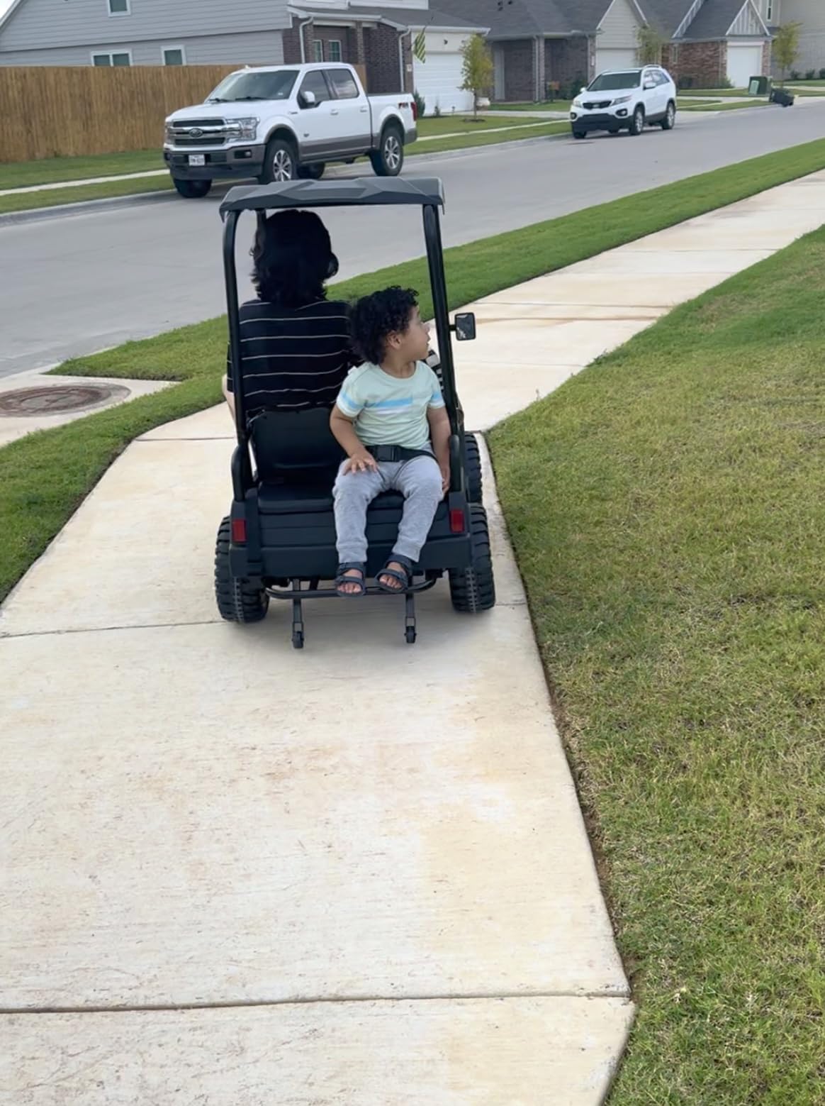 LIGIANT 24V Ride on Car for Big Kids, 4-Seaters Kids Golf Cart, Max. Capacity: 264 Lbs(4 Kids), 4WD Kid's Car w/Remote Control, Detachable Awning, Spring Suspension, Music/Story/Power Display customer photo 1