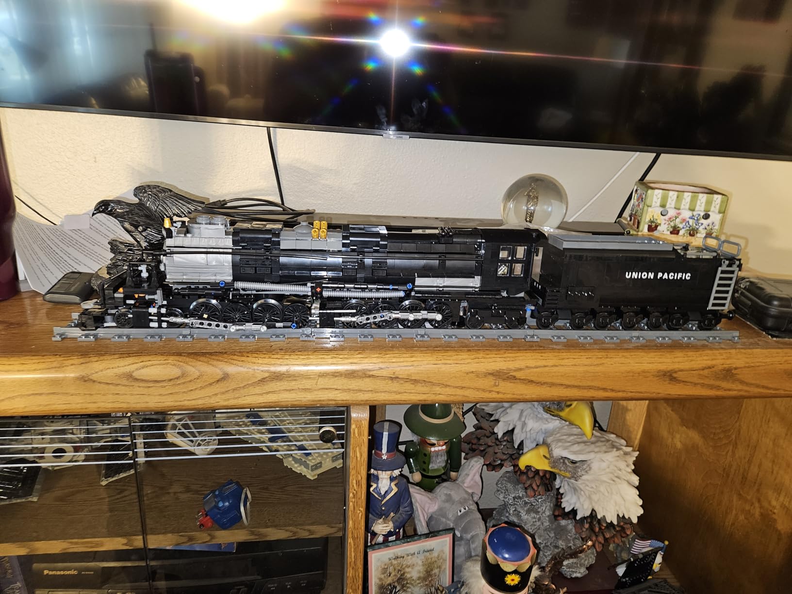 Big Boy Steam Train Building Block Toy, Locomotive Articulated Display Model Set with Tracks for Train Lovers, Teenagers and Adults (1608 Pieces) customer photo 2
