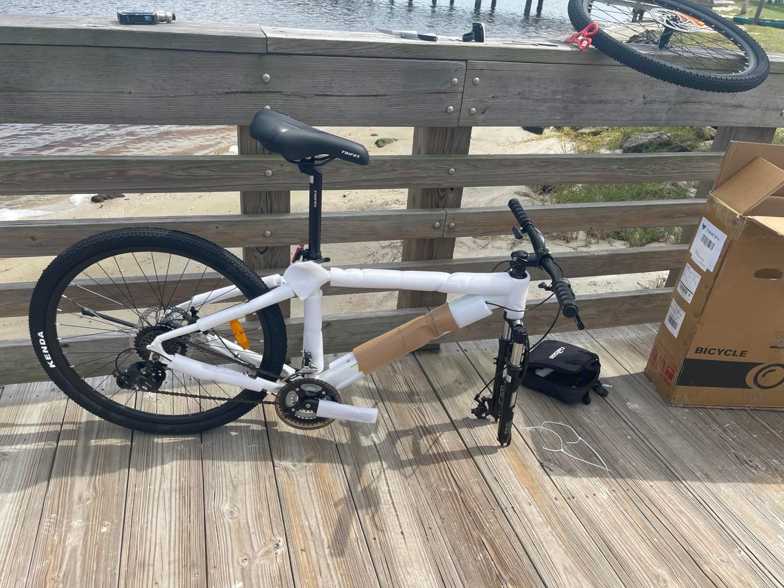 TRIFOX 26 Inch Aluminum Mountain Bike with Shimano 21-Speed, Aircraft-Grade Aluminum Frame, Dual Disc Brakes, 15/17 Inch Internal Cable Routing Frame for Men Women Boys Girls customer photo 1