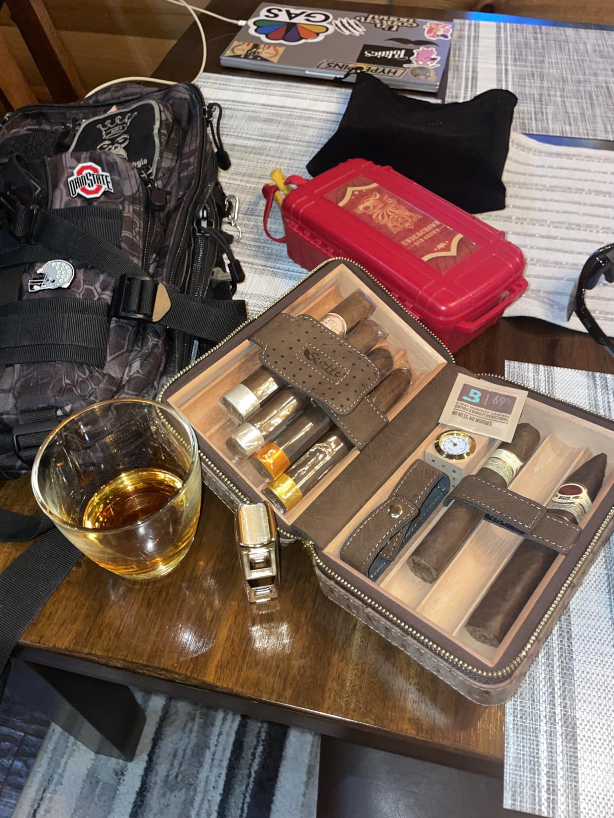 Scotte Cigar Humidor Box, Cigar Lighter Cedar Wood Lined Leather Cigar Case Built in Hygrometer & Humidifier, Torch Lighter with Cigar Holder Cigar Punch Portable Travel Cigar Humidor (Smooth Brown) customer photo 1