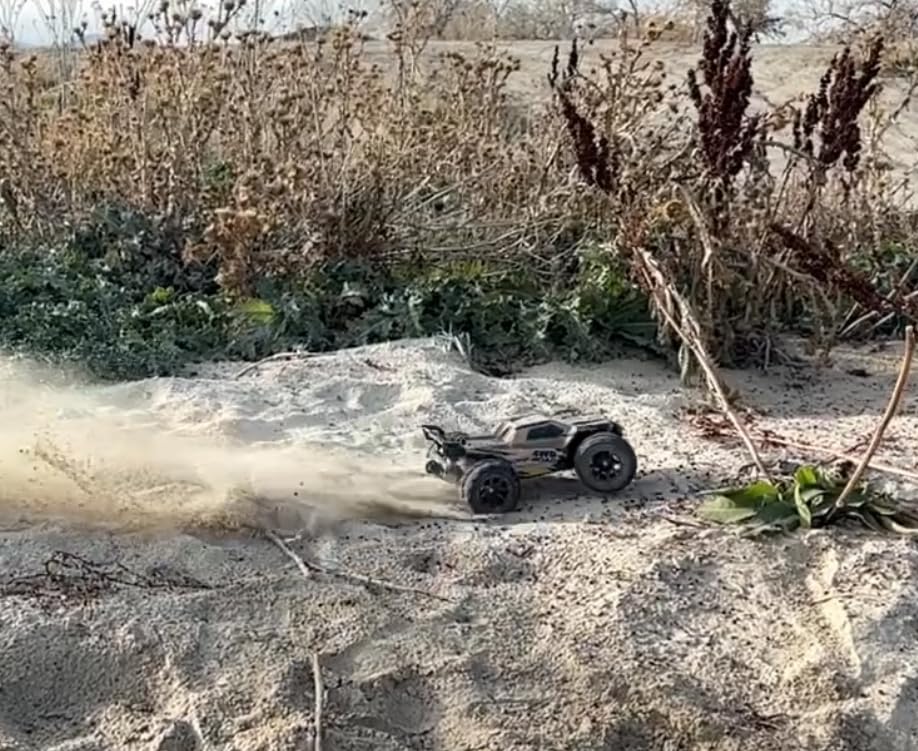 HYPER GO H14BM V3 1/14 Brushless RC Cars for Adults Fast 50 mph, RC Trucks 4X4 Offroad Waterproof, Electric Powered High Speed RC Car, Fast Extreme RC Truggy with 3S Battery for Snow Sand customer photo 2