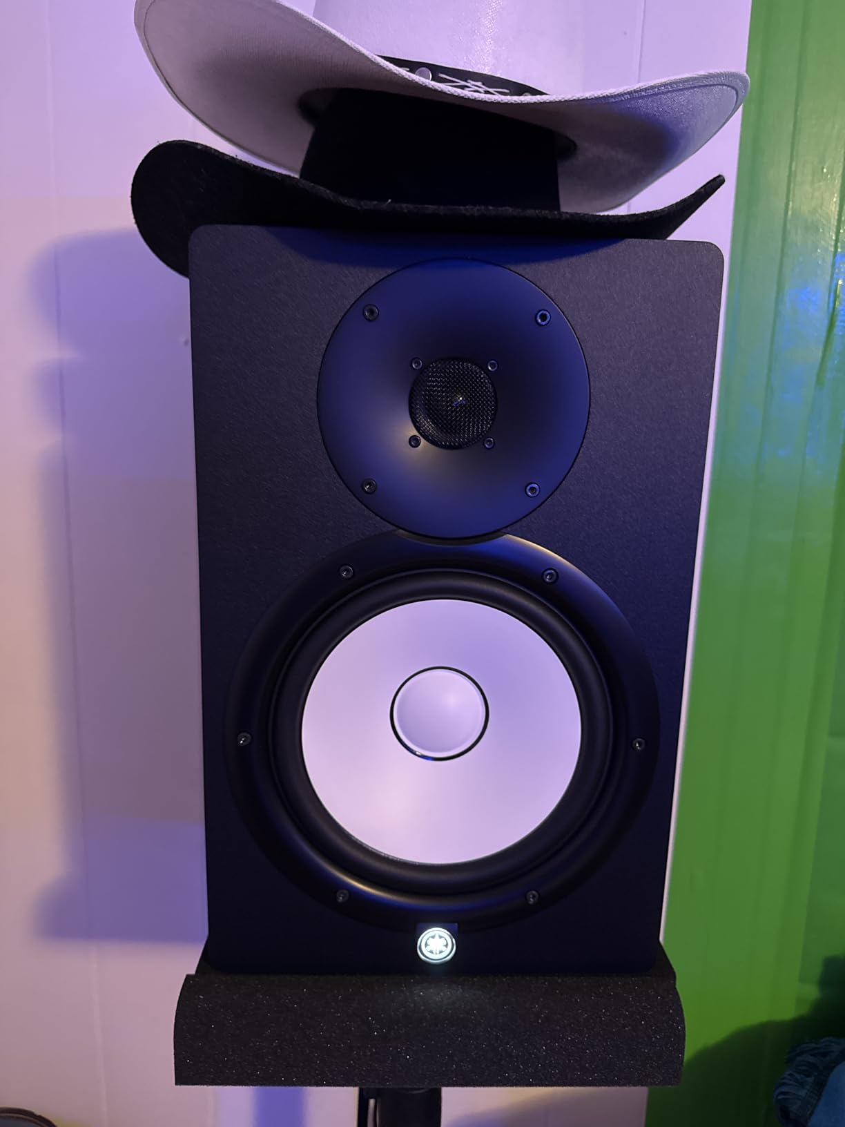 Yamaha HS8 Studio Monitor Powered Studio Monitor Pair - Slate Grey customer photo 2