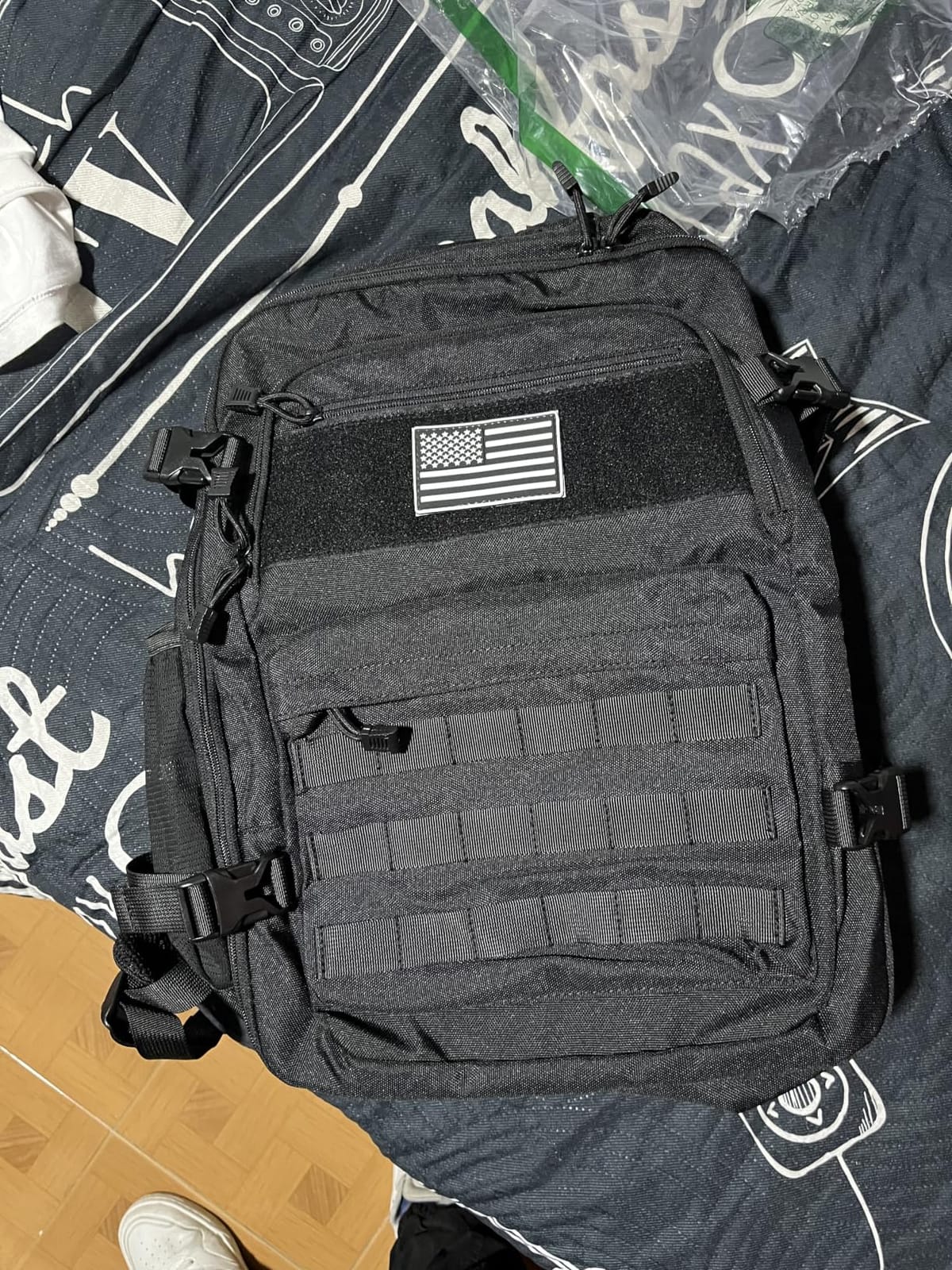 MOZETO TSA Approved Carry On Backpack, Extra Large Tactical Travel Backpack for Men, Airplane Approved Weekender Bag for Flight (Black) customer photo 1