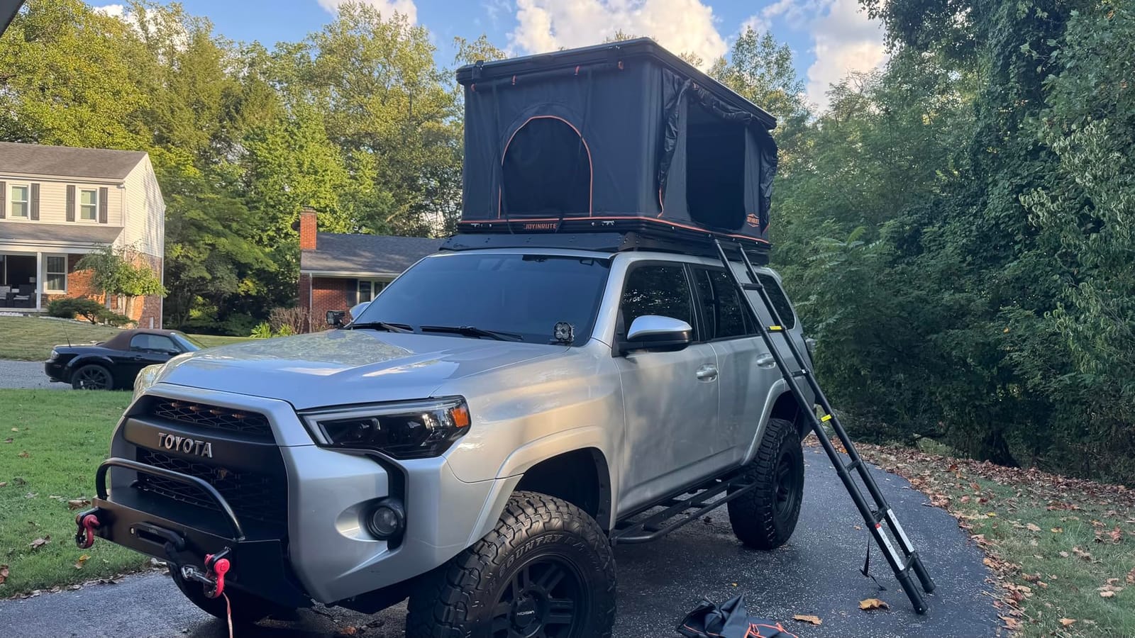 Aluminum Rooftop Tent Hard Shell, Pop Up Roof Tent Hardshell | 2-layer mat, LED light strip, 2 Person Car Roof Top Tent Camping for Jeep Truck SUV Trailer customer photo 1