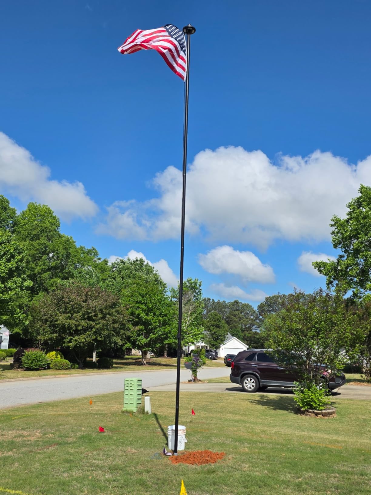 25FT Heavy Duty Flag Pole with Solar Light for Outside House, Thickened 12-Gauge 50 KSI / 100 HBW High-Strength Aluminum, 128-LED Light & an Embroidered Flag, In Ground Flag Pole for Residential Use customer photo 2
