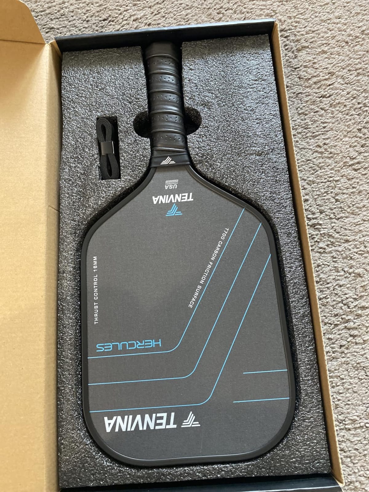 TENVINA Pickleball Paddles, Multi-Layer T700SC Textured Carbon Fiber Pickleball Paddle, Pickle Ball Paddle with Strong Spin & Power Surface, 4-Types of Shapes and Thicknesses, USAPA Approved customer photo 1
