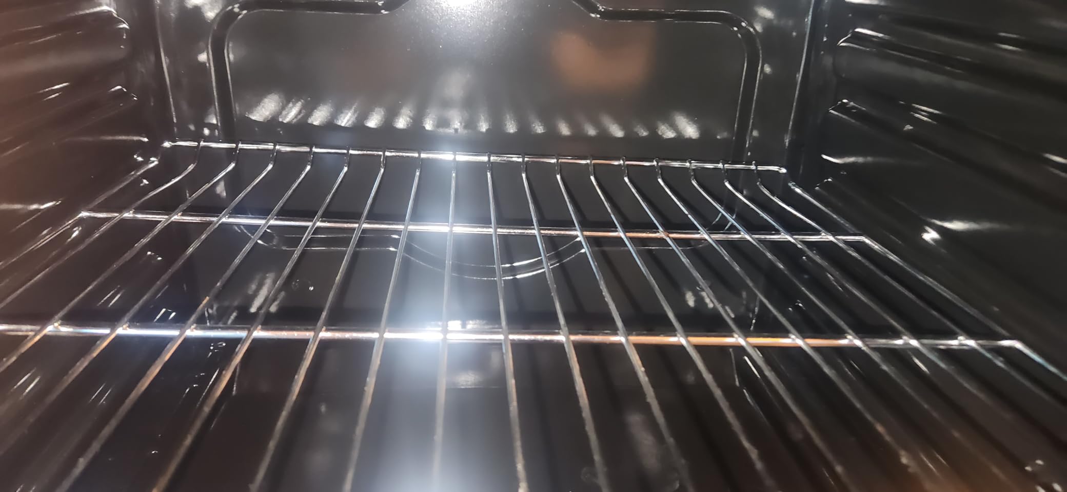 Empava Built-In Electric Single Wall Oven 24 inch, 2.5 Cu. ft. Capacity | 4 Cooking Modes, Knob Control, 2950 Watts, Stainless Steel customer photo 2