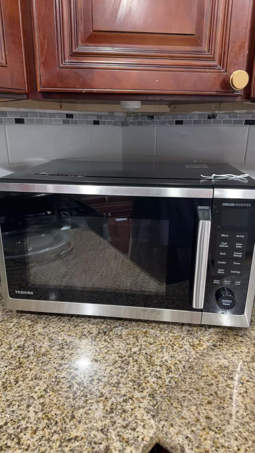 TOSHIBA OptiChef PRO MAX Air Fryer Combo Microwave Oven with 2.4-Inch Color Screen, Origin Inverter Technology, Smart Sensor, Compatible with Alexa, 1100W, 1.3 Cu.Ft, Silver ML2-STC13SAIT(SS) customer photo 1