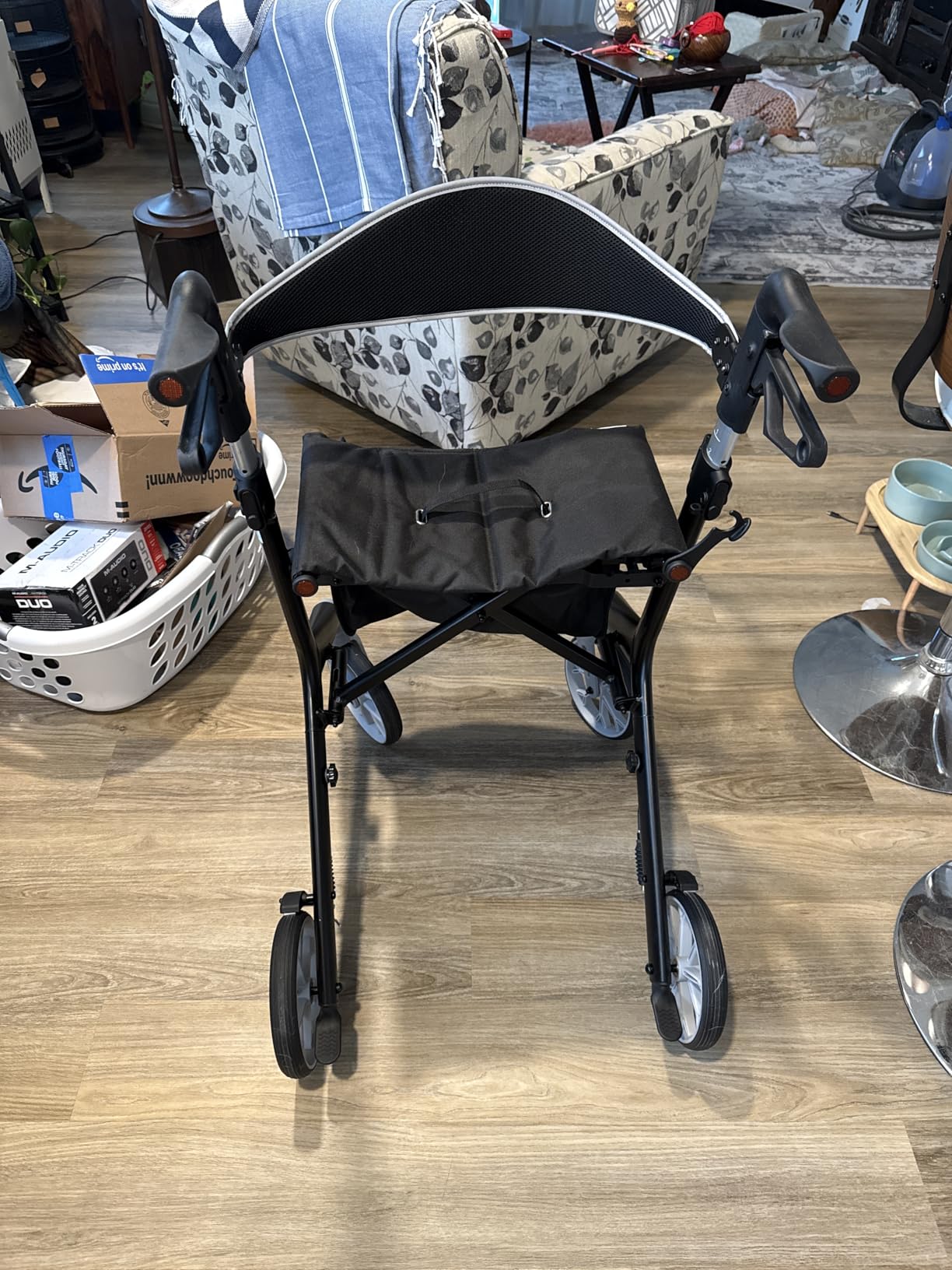 Pelegon Rollator Walker with Seat for Seniors - Lightweight Foldable Walker with Padded Seat & Backrest, Adjustable Handles, Reflective Frame, Carry Bag - Heavy-Duty 300lb Support - Blue customer photo 1