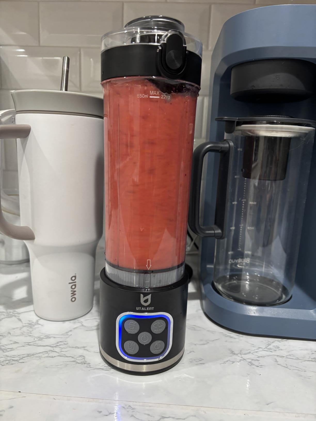 UTALENT Cordless Portable Blender, Ice Crush, 700W Motor, 25oz Cup, 4 Mode | 700W Brushless Motor, USB-C rechargeable, Long-lasting, 25oz Tritan cup, Leakproof lid with sip spout, Dishwasher Safe Parts customer photo 2