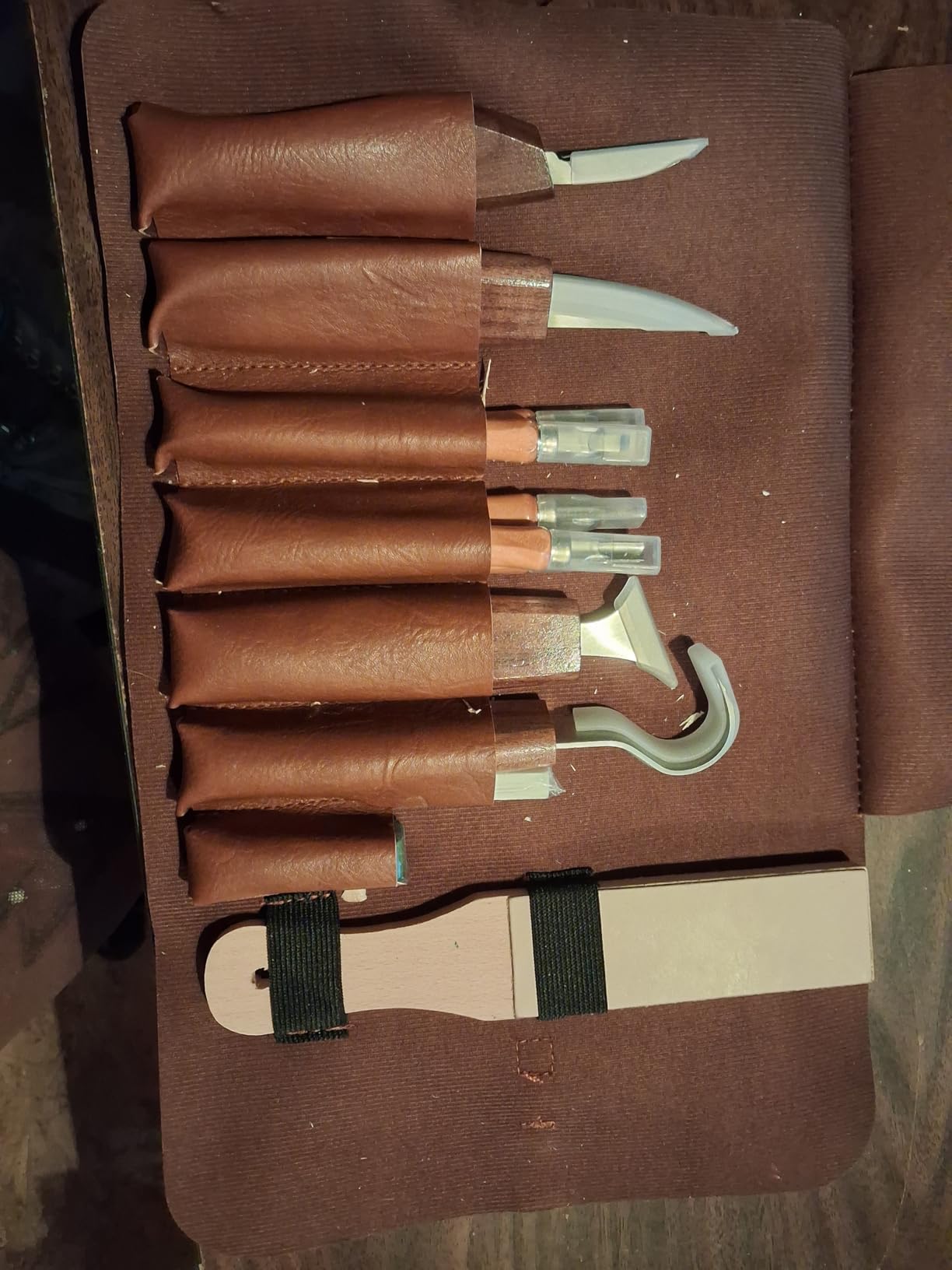 Wood Carving Kit, 32Pcs Wood Carving Tools with Storage Bag, Wood Whittling Knife Kit with 4pcs Templates & 11pcs Wood Carving Knives for Wood DIY Beginners customer photo 2