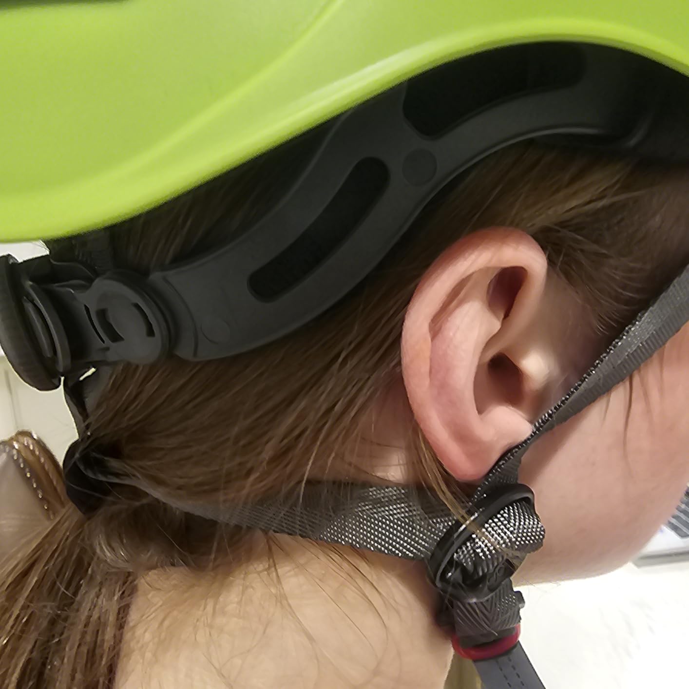 Land Helmets ClimbPro Helmet EN 12492 Vented for Rock Climbing - Durable, Lightweight Shell, Adjustable Chin Strap, Perfect for Outdoor Adventure with Universal Accessory Slots customer photo 1