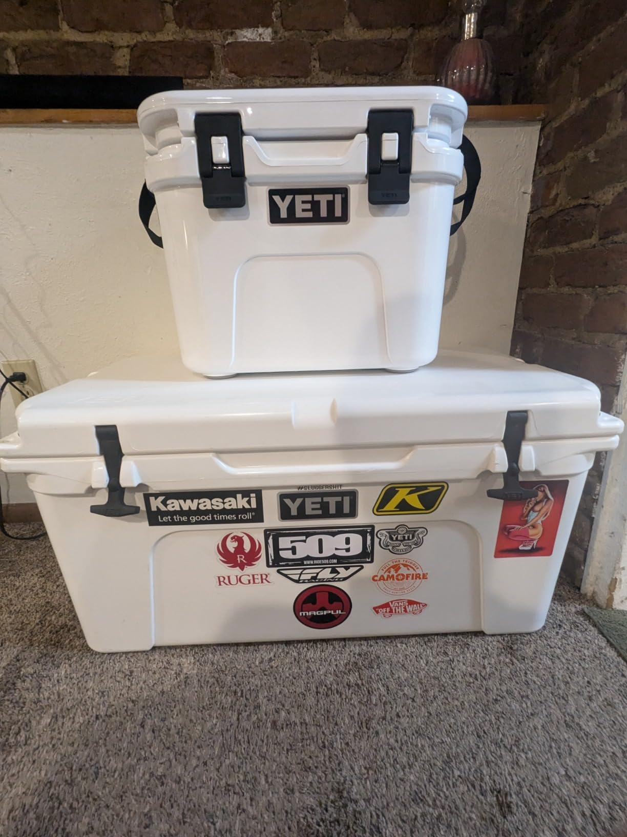 YETI Roadie 15 Hard Cooler with DoubleDuty Shoulder Strap customer photo 1