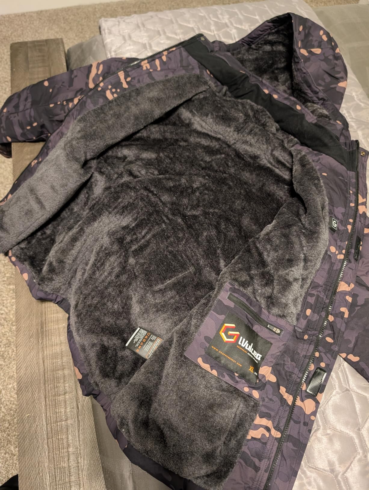 Wulcea Graphene Heated Jacket for Men Fur Lined with Large Capacity Battery Pack customer photo 1