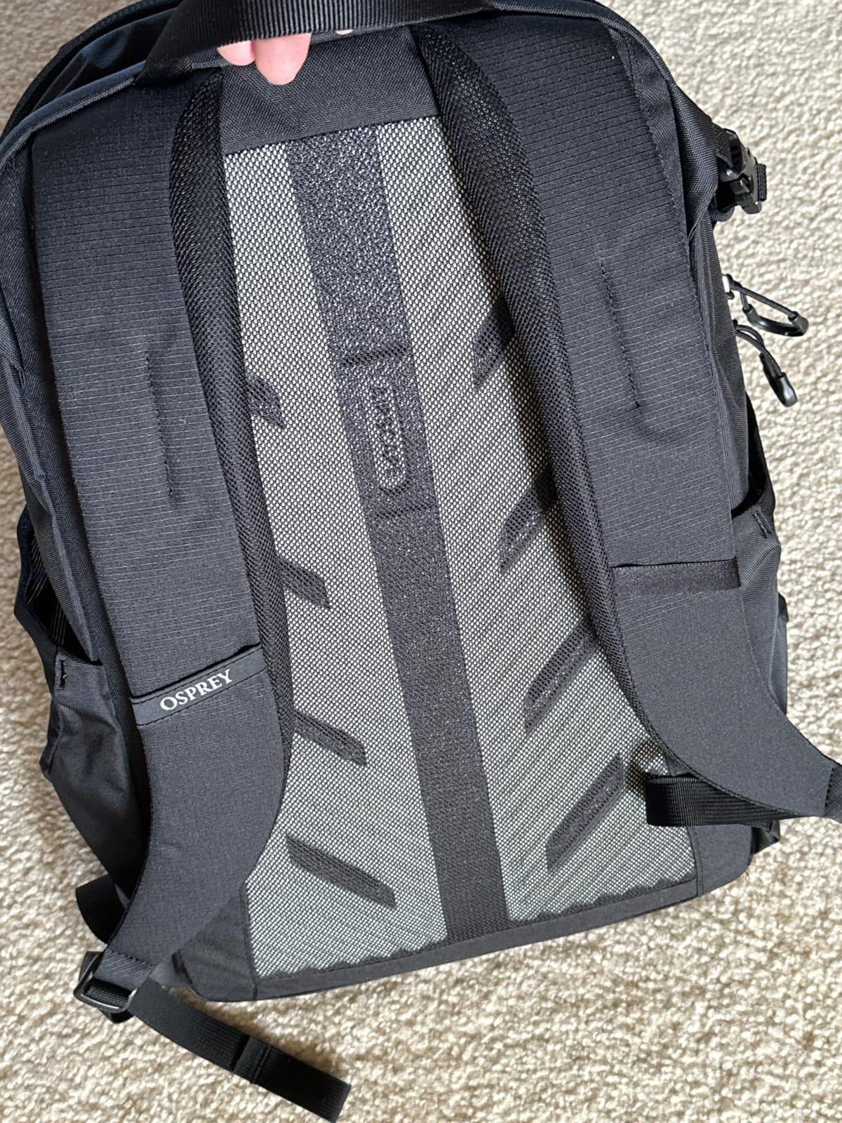 Osprey Axis Laptop Backpack - Sleek Everyday Pack with Laptop Sleeve, Water Bottle Pockets & Compression Straps customer photo 2