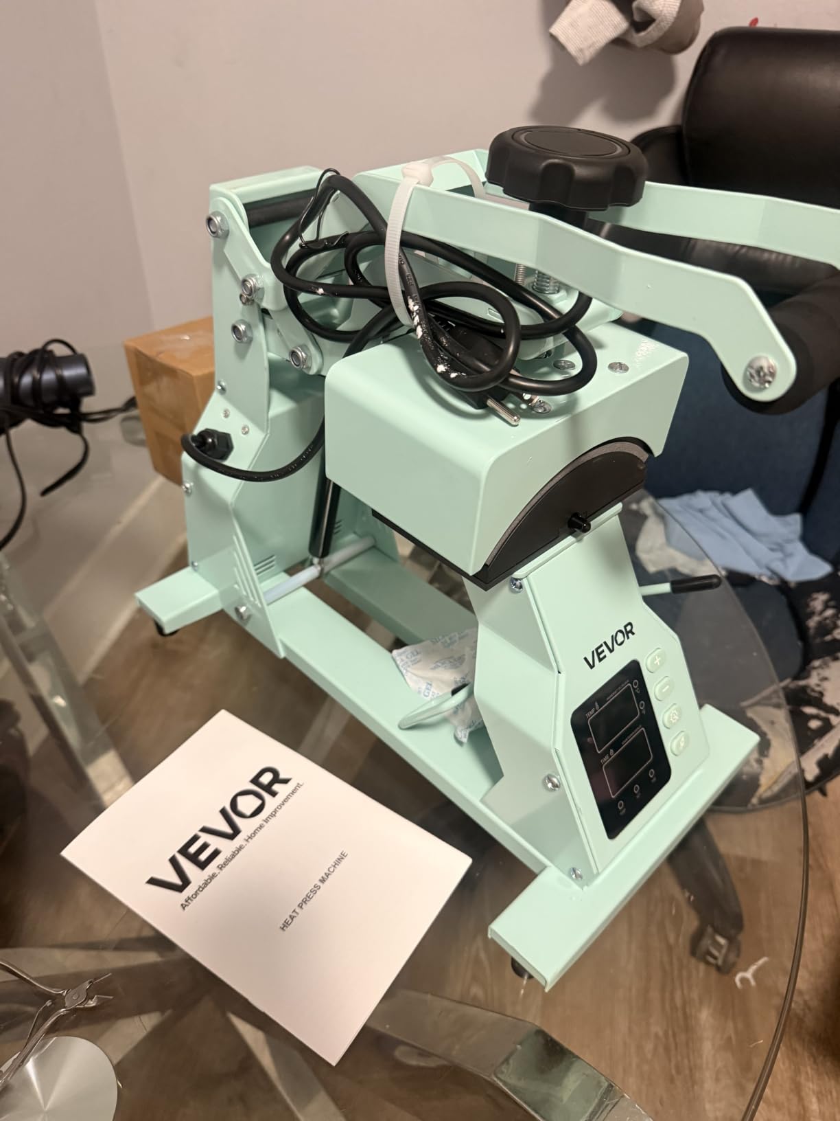 VEVOR Hat Heat Press Machine, with 2pcs Interchangeable Platens, Precise Temperature and Time Control, Hat Press for HTV Iron On and Sublimation Projects, for Caps, Headbands, Cuffs, Face Masks, Green customer photo 1