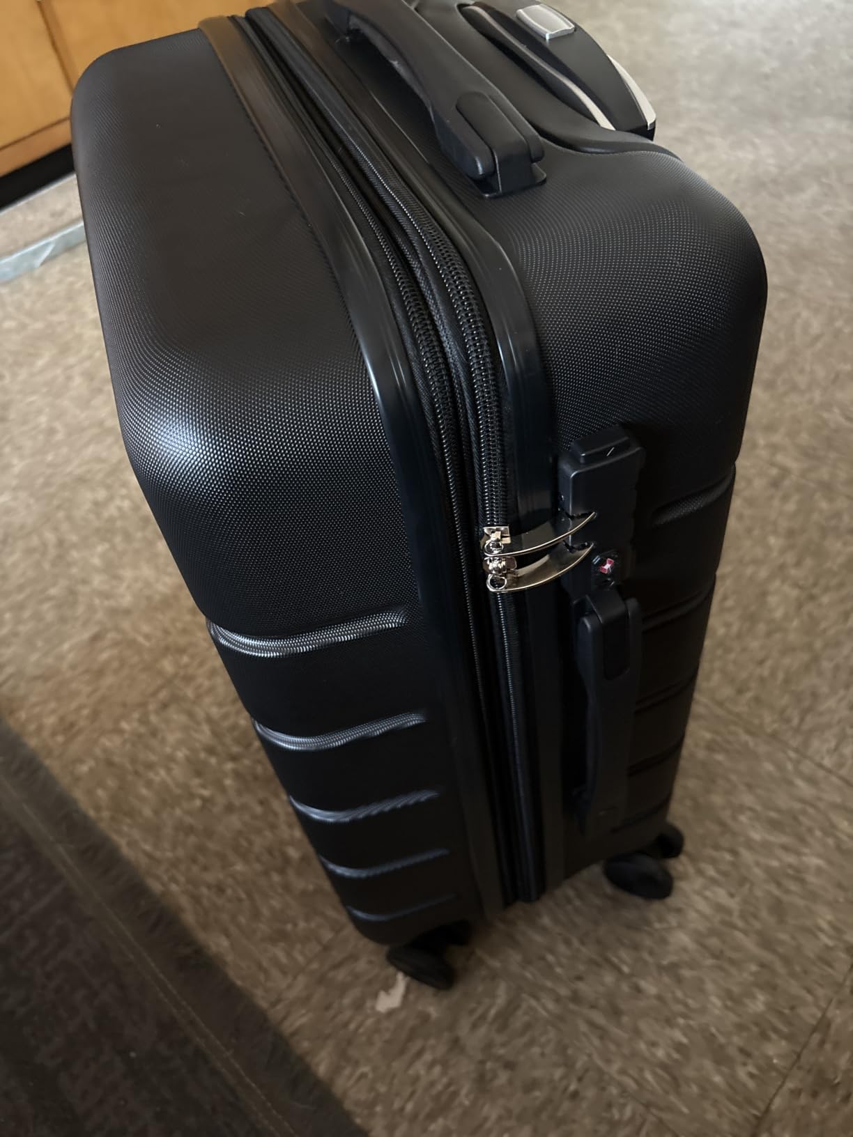 Sweetcrispy 21 Inch Carry On Luggage, Suitcase with Spinner Wheels - Expandable, ABS Hard Shell, Lightweight, TSA Lock, Business Trips, Charcoal Black customer photo 1