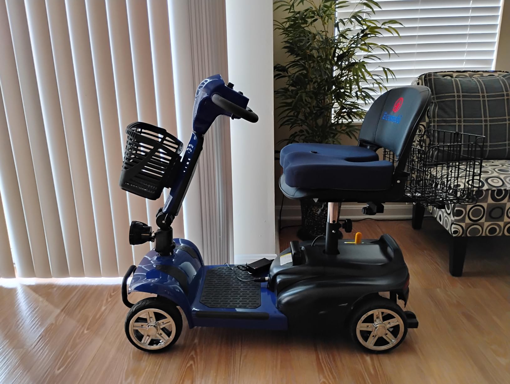 Heavy Duty Mobility Scooter for Adults & Seniors, 500W Motor, 20/30 Miles Long Range, 450 LBS Capacity, Removable Lithium Battery, 10