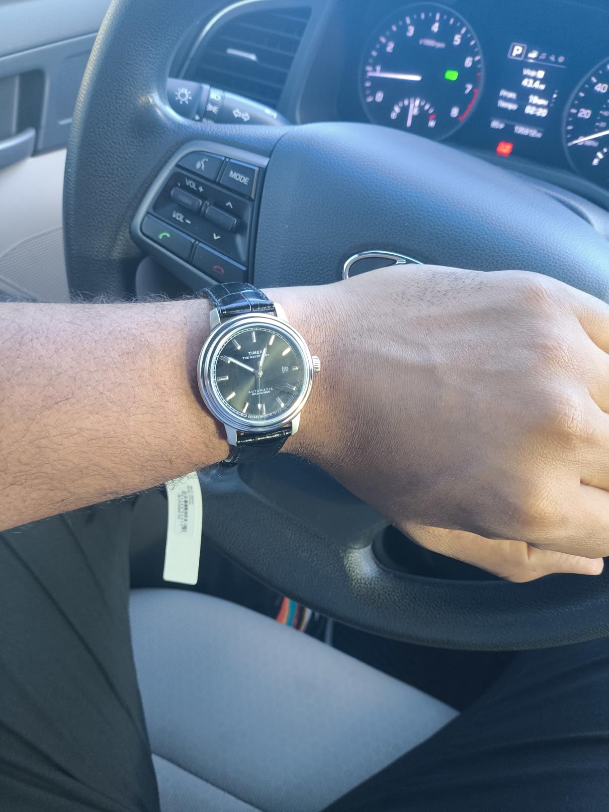 Timex Men's Waterbury Metropolitan 41mm Watch customer photo 1
