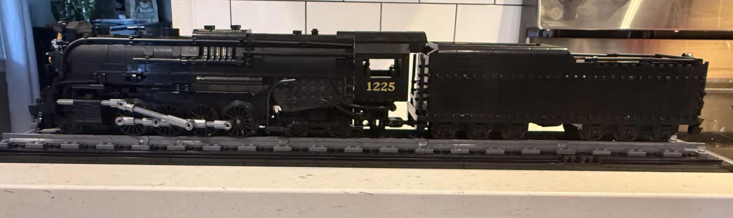Nifeliz 1225 Locomotive Building Set, Trains Series, NF10323 - Classic Steam Train Model Toy for Adult Collectors customer photo 2