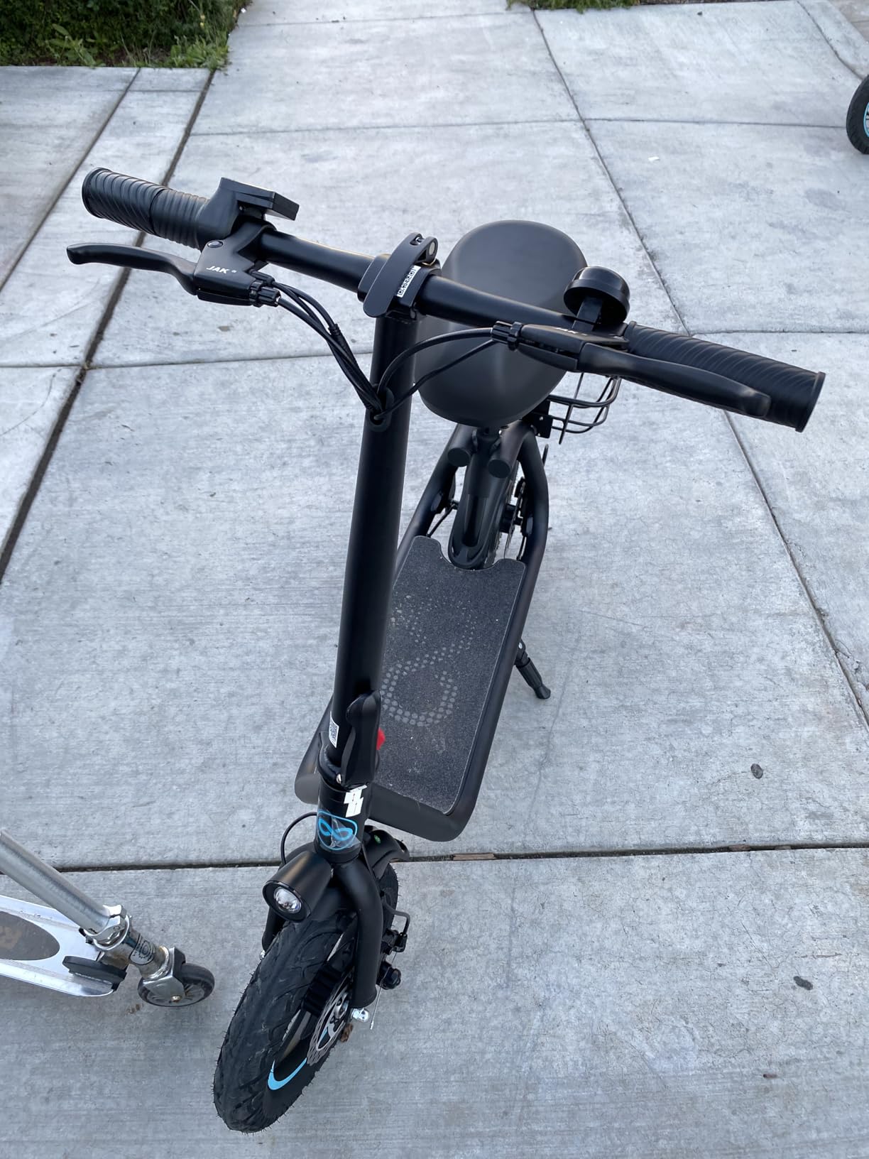 Urbanamx C1 Electric Scooter with Seat for Adults, 265 LBS Load, 450W Motor, 20Miles Range, 12