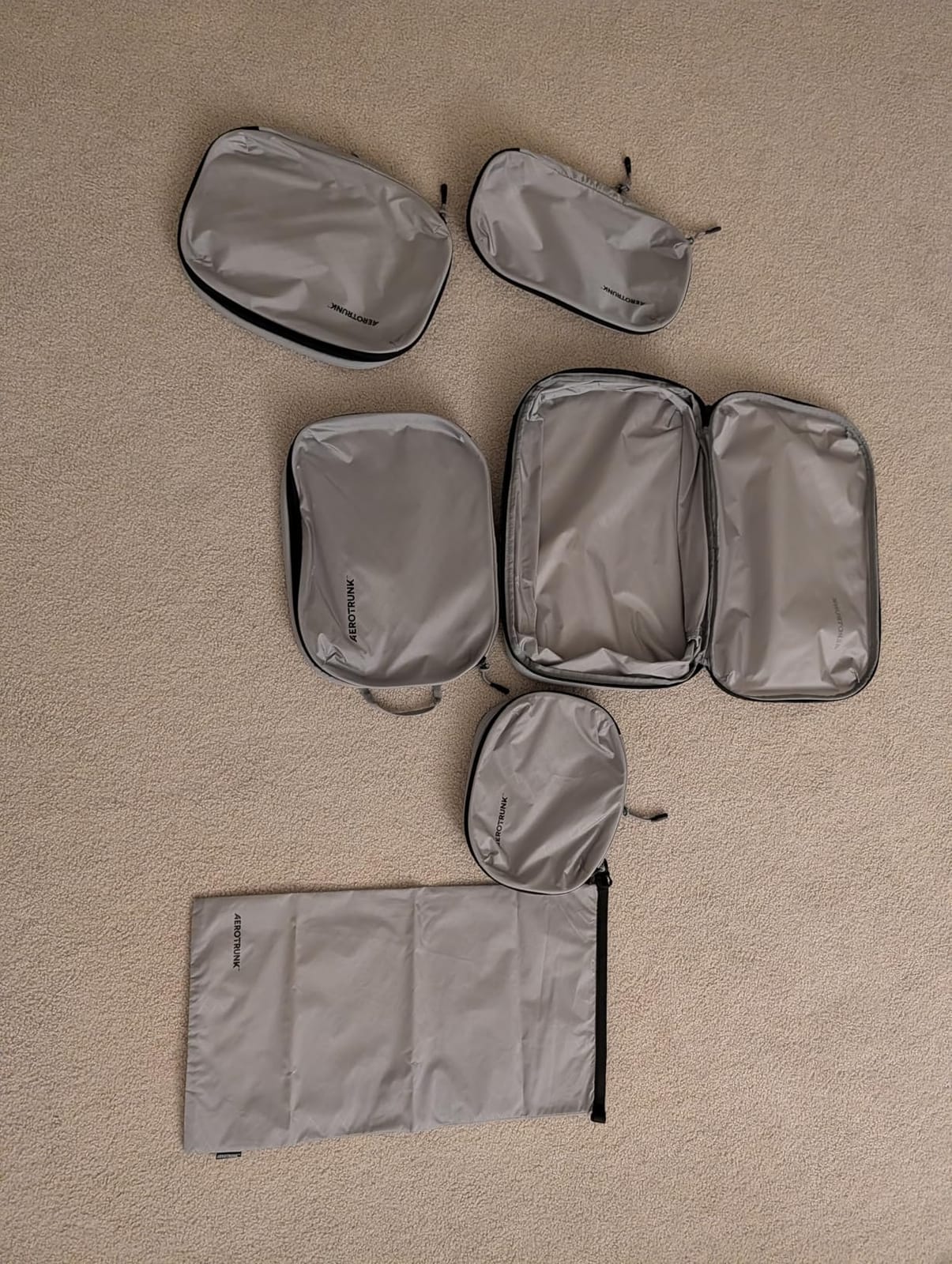 Aerotrunk Ultralight Compression Packing Cubes for Travel, 6-Pack, Black | Pack 2x More Clothes, Maximize Luggage Space, Stay Organized, YKK Compression Zippers, Ultralight Travel Organizer Bags customer photo 1