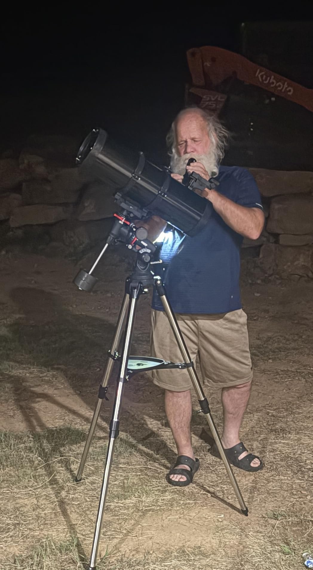150EQ Newtonian Reflector Telescope for Adults with Equatorial Mount | Professional Astronomical Telescopes for Beginners Stargazing, with Phone Adapter, Tripod, Moon Filter and Large Carry Bag customer photo 2