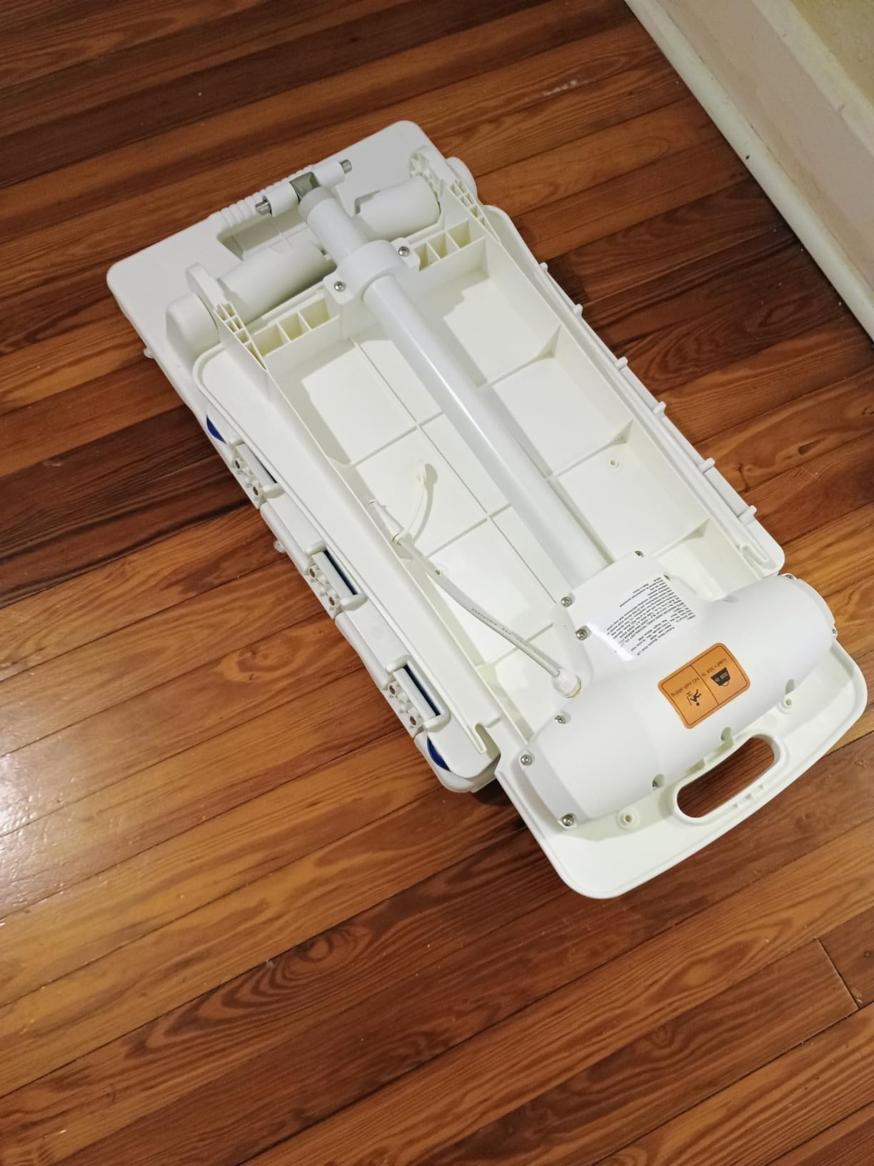 PERLECARE Electric Chair Lift, 308 lbs Capacity, Floor Lift for Elderly Falls, IP68 Waterproof Bath Lift for Tub, Foldable & Rechargeable Design, Remote Control, for Fall Recovery & Home Care customer photo 1