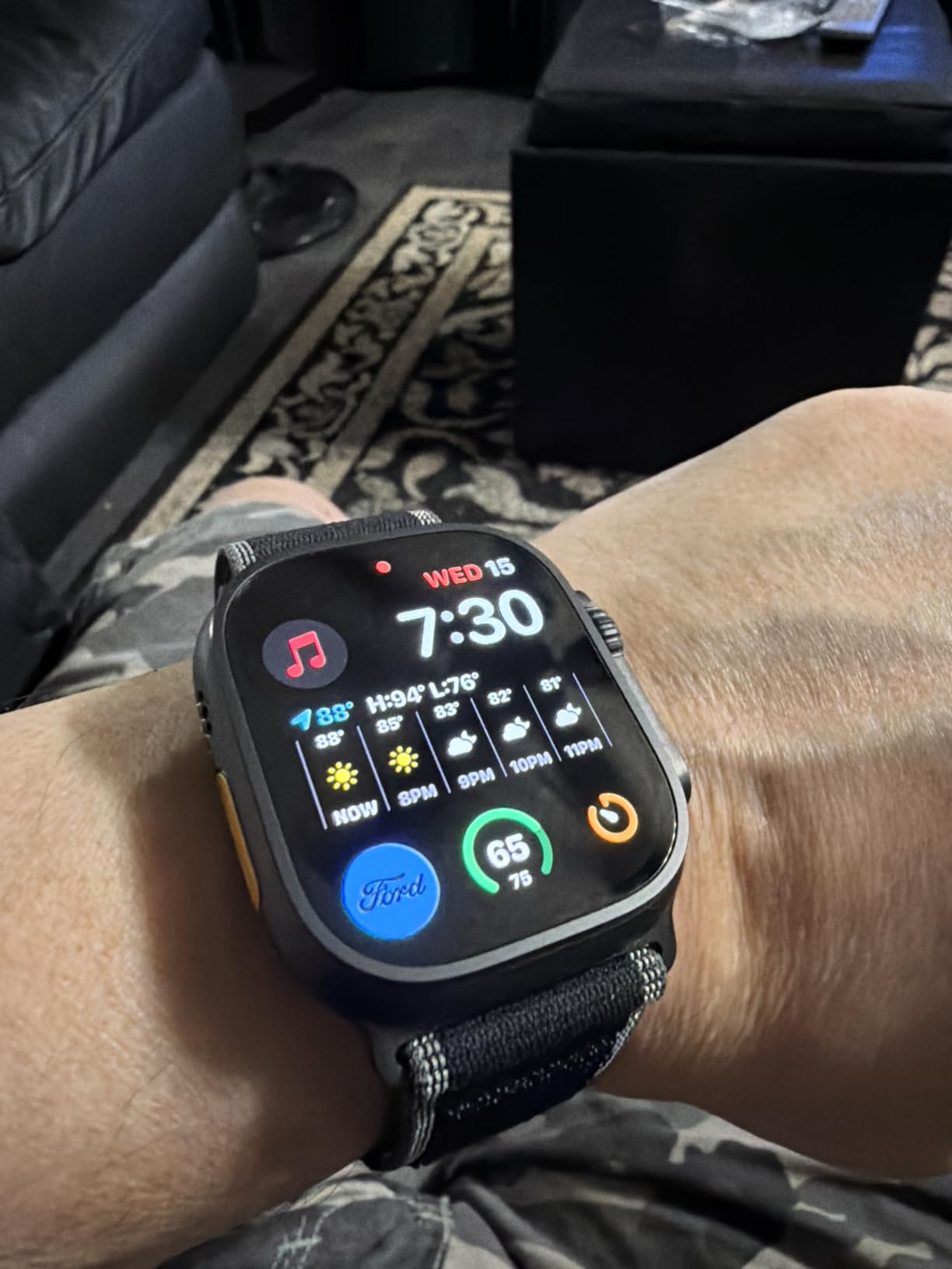 Apple Watch Ultra 3 [GPS + Cellular 49mm] Running & Multisport Smartwatch with Rugged Titanium Case with Black Titanium Milanese Loop - L. Satellite Communications, Advanced Health & Fitness Tracking customer photo 2