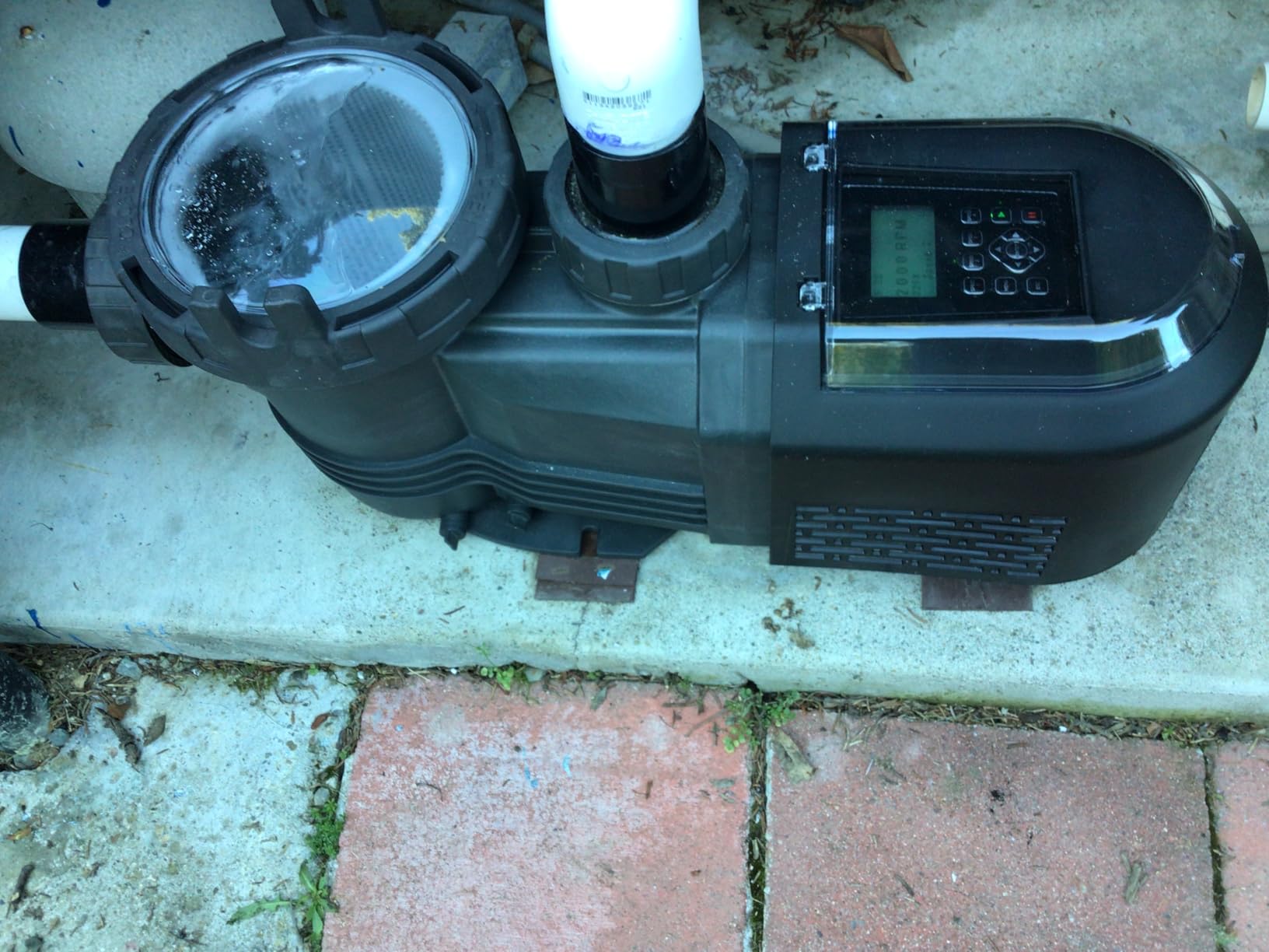 Aquastrong 1 HP Sewage Grinder Pump, 4200 GPH Sewage Pump 2 inch Discharge, Cast Iron Sump Pump Submersible with Auto Float Switch for Basement Sump Basin and Sewage Well, Black customer photo 1
