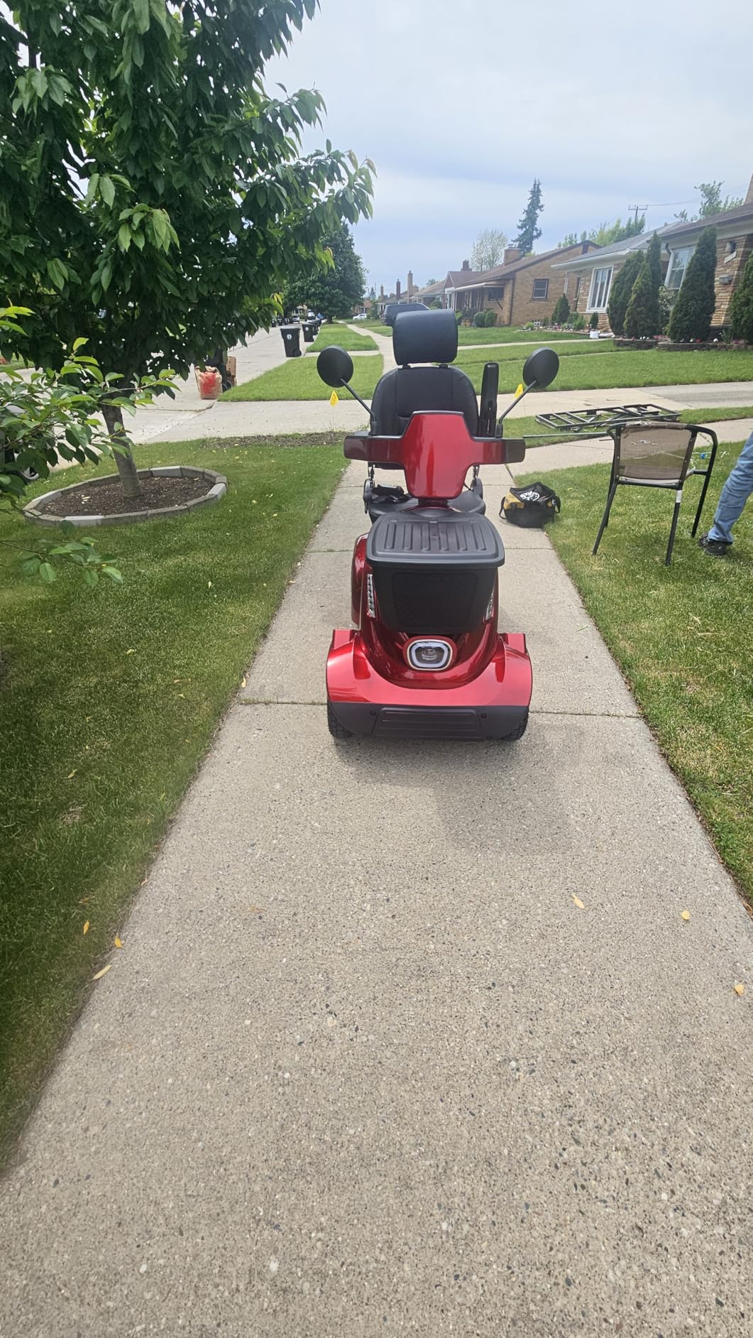 Ecomobi 32 Miles Heavy-Duty 1000W Mobility Scooter for Seniors & Adults | 500LBS Load, 15MPH, Bluetooth Speaker & GPS tracker, Full Suspension, USB Charging & Dual Baskets, 20 Degree Climbing customer photo 2