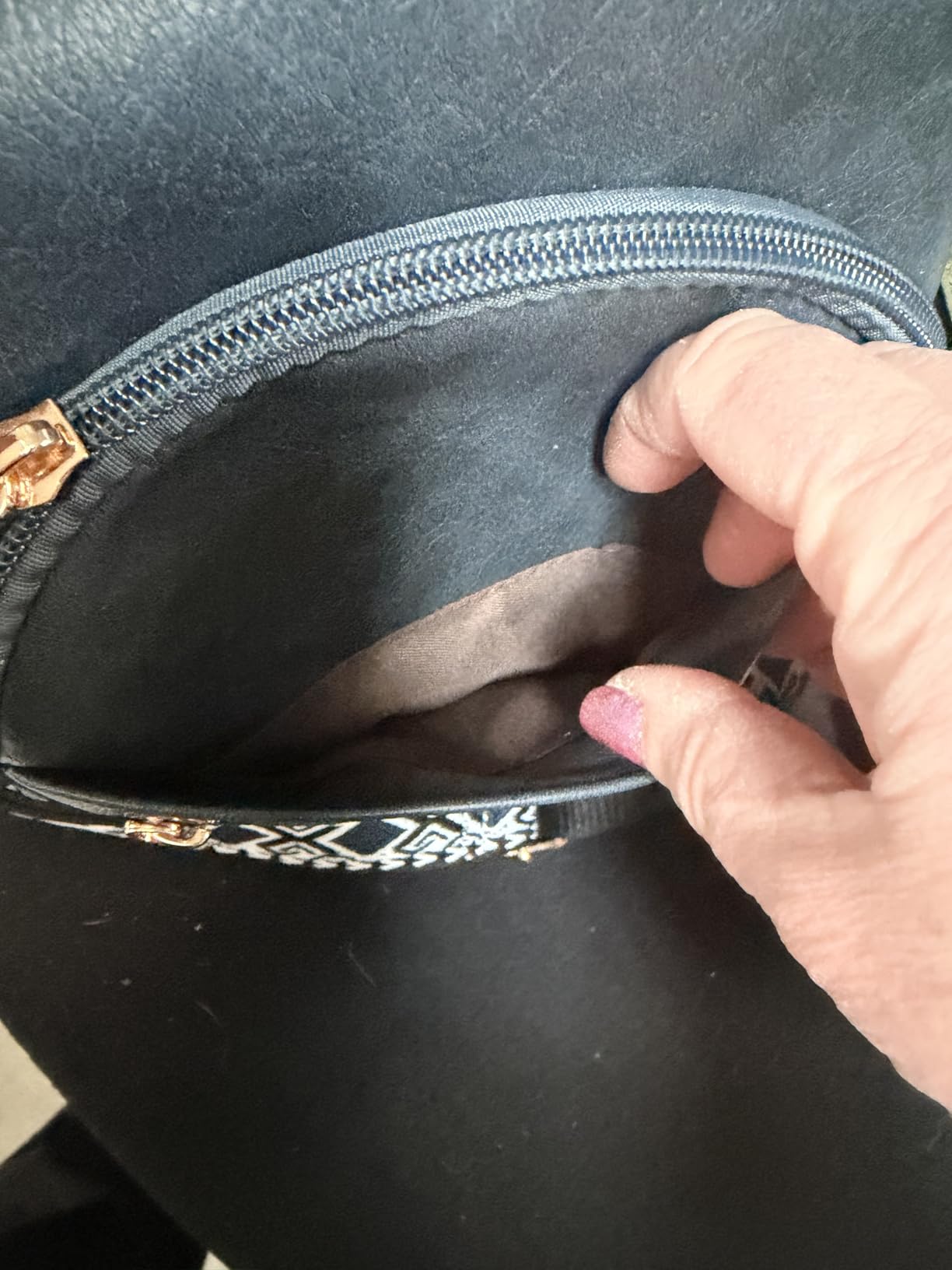 Anti Theft Crossbody Bags for Women, RFID Travel Sling Purse customer photo 1