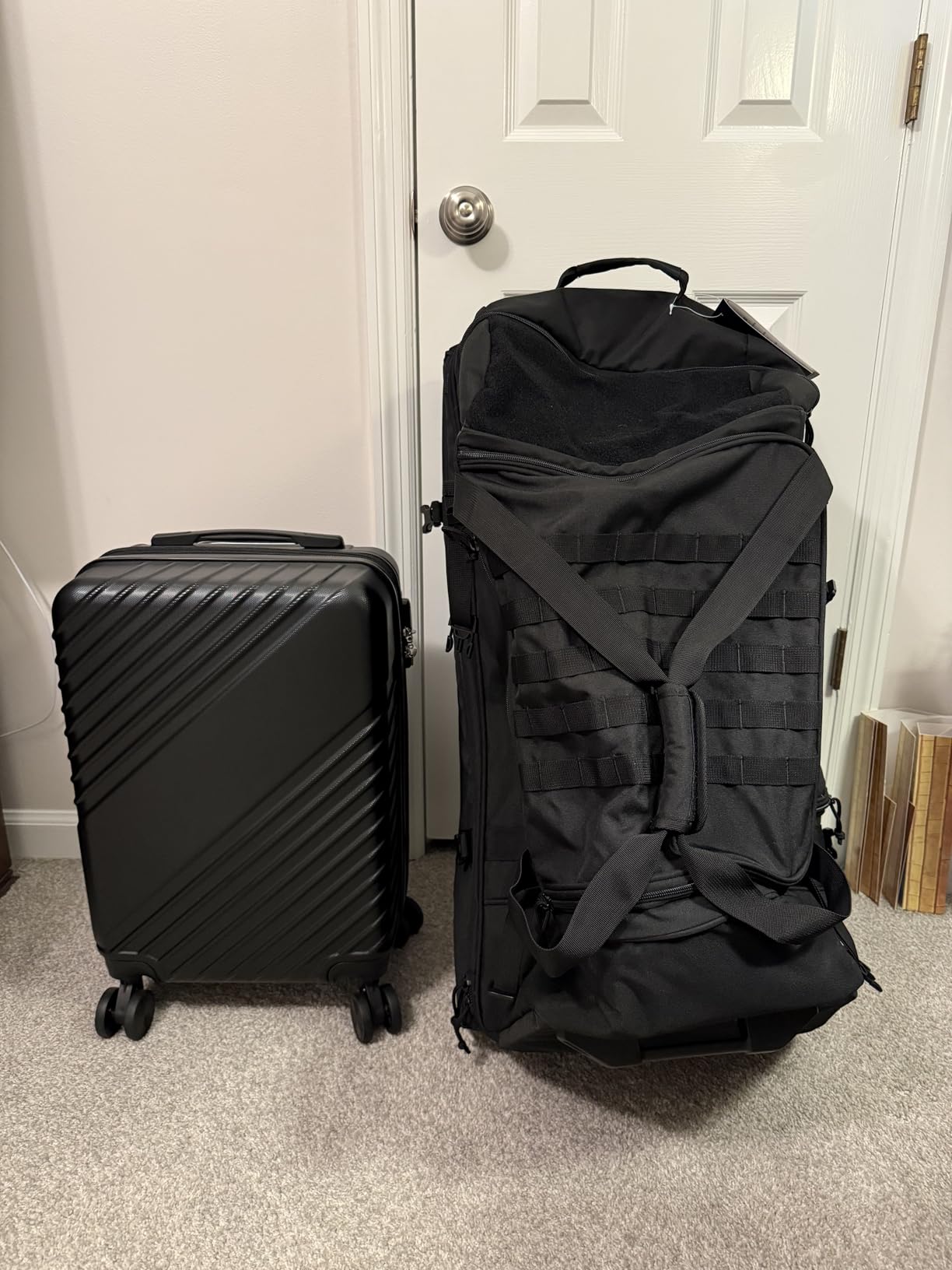 High Sierra Pathsetter Large Wheeled Rolling Duffle - Black customer photo 2