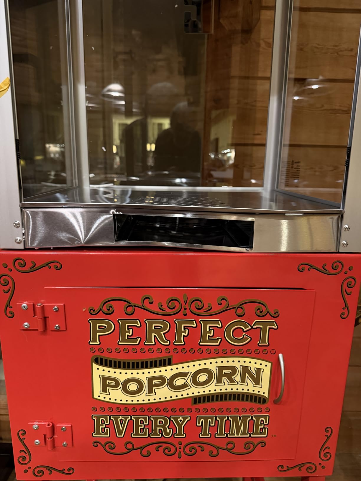 Commercial Popcorn Machine, Authentic 16oz Kettle Countertop Popcorn Maker with Waming Deck, 1600W Large Popcorn Machine for Restaurant, Concession Stand, Carnival, School, Office, Red customer photo 1