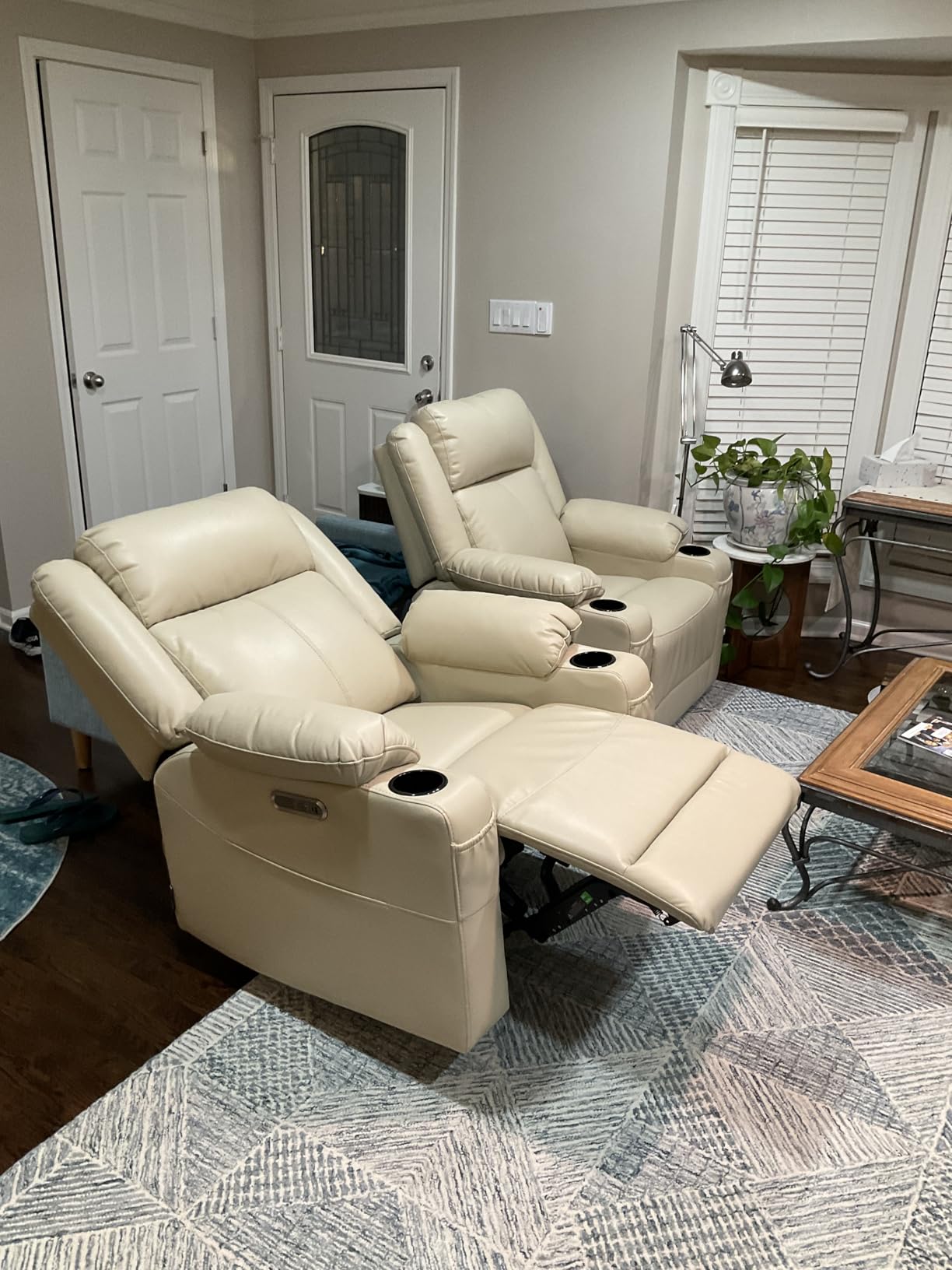 EONIX Wall Hugger Recliner for Small Space, Real Zero Clearance Power Recliner, Lazy Boy Recliner Chair with Cup Holders for RV, Living Room, Bedroom, SXXY011990, Cream White customer photo 1
