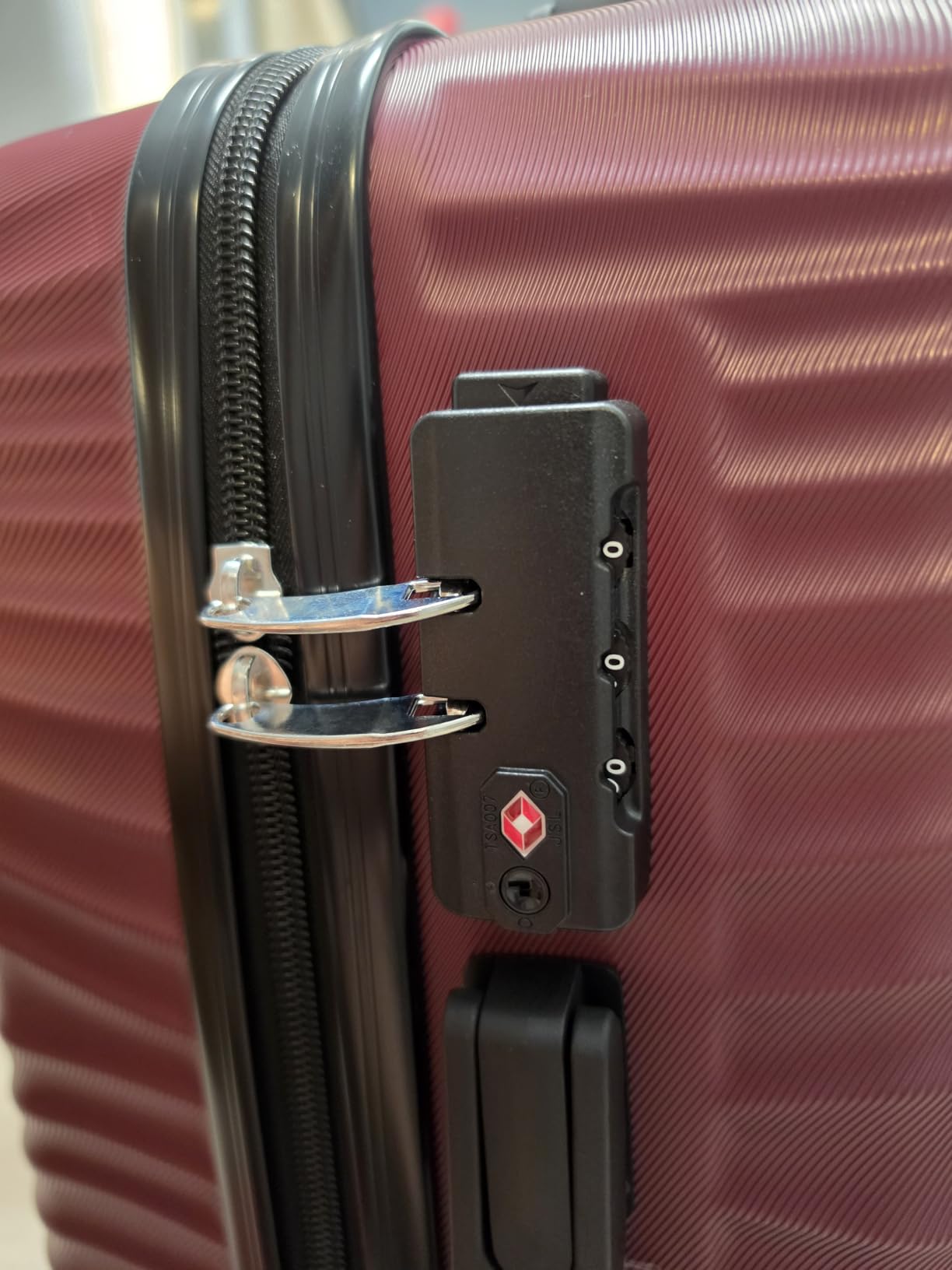 Rosamo Luggage Sets 3 Piece, ABS Suitcase Set (20/24/28), Hardside luggage with Spinner Wheels, Travel Luggage, 14x8x9 Airline Approved Carry on, Lightweight Luggage with High-Security Lock customer photo 1