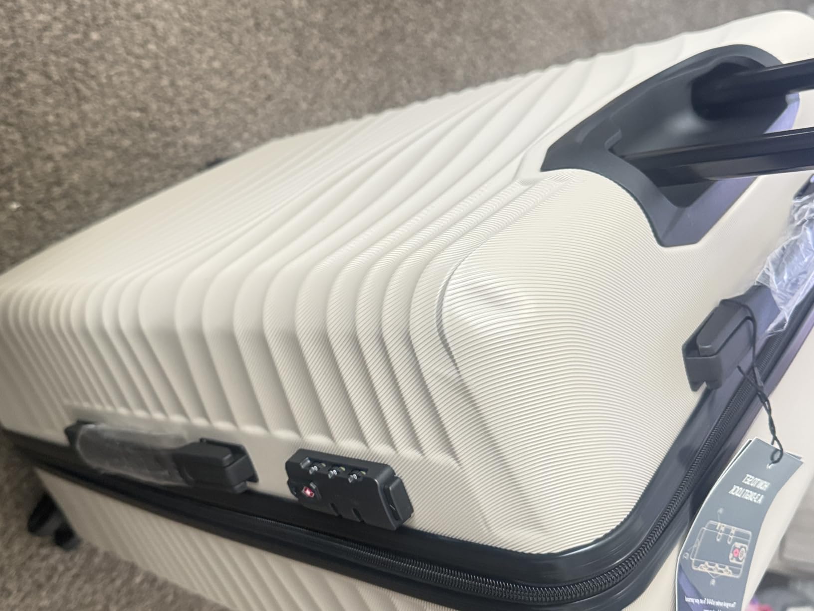 Rosamo Luggage Sets 3 Piece, ABS Suitcase Set (20/24/28), Hardside luggage with Spinner Wheels, Travel Luggage, 14x8x9 Airline Approved Carry on, Lightweight Luggage with High-Security Lock customer photo 2