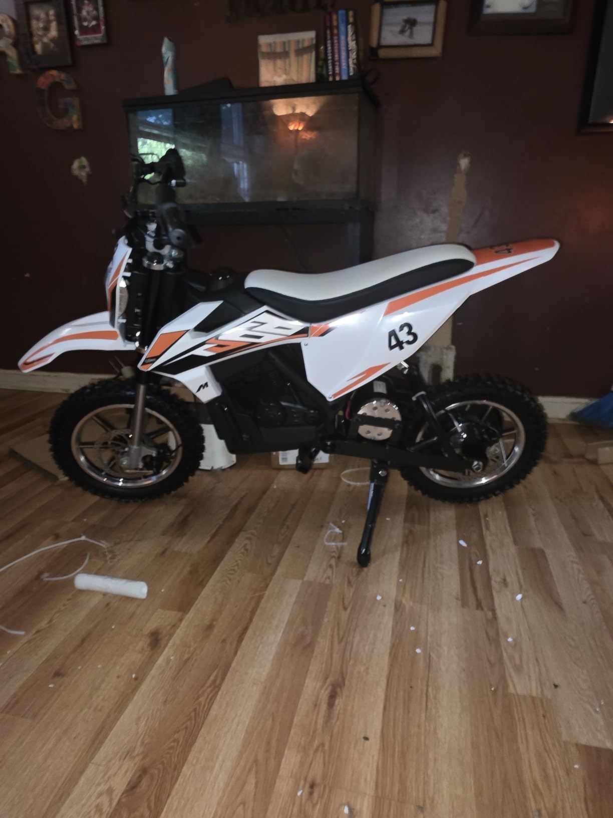 Blitzshark 36V 650W Kids Electric Dirt Bike Off-Road Motocross Ultra Powerful Motorcycle, 17 MPH MAX Speed, Rubber Tire, Twist Grip Throttle, Dual Suspension & Brakes, Leather Seat customer photo 1