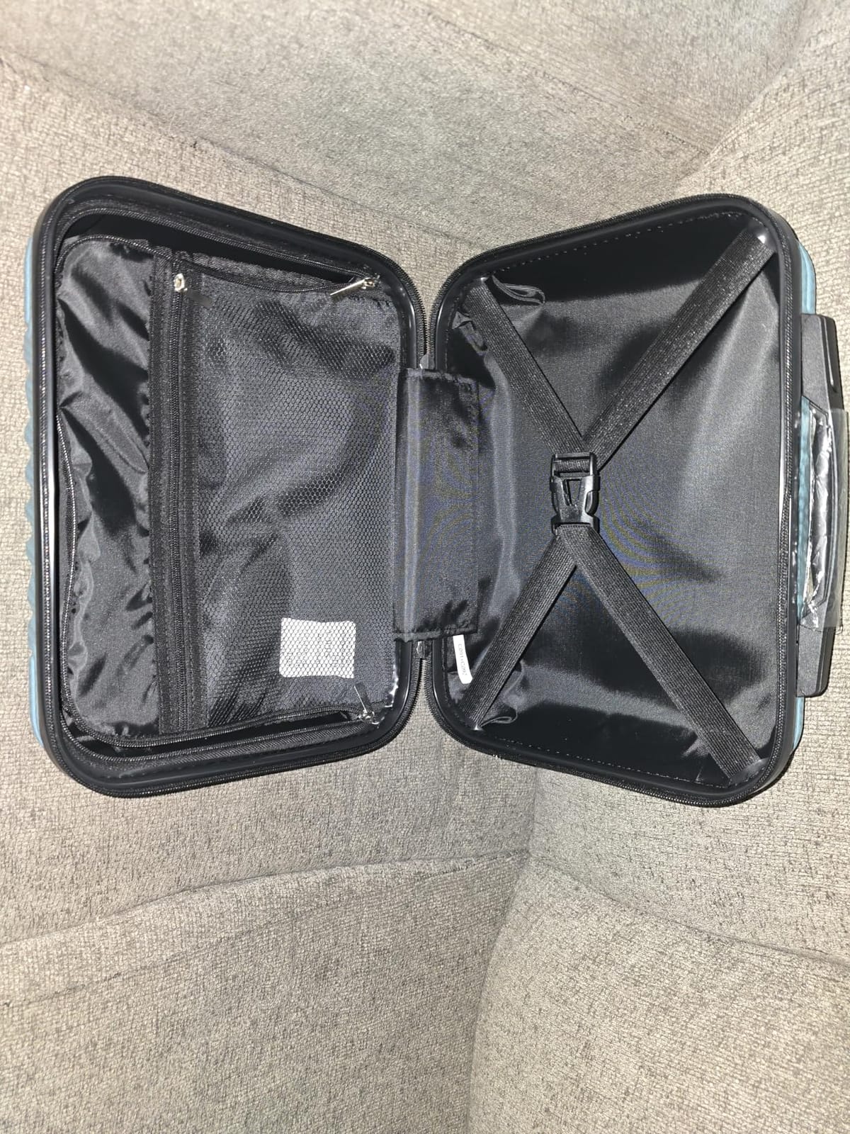 Merax 6-Piece Hardshell Luggage Set with Spinner Wheels | Lightweight ABS Suitcases with TSA Locks Carry-On & Checked Travel Luggage for Family customer photo 1