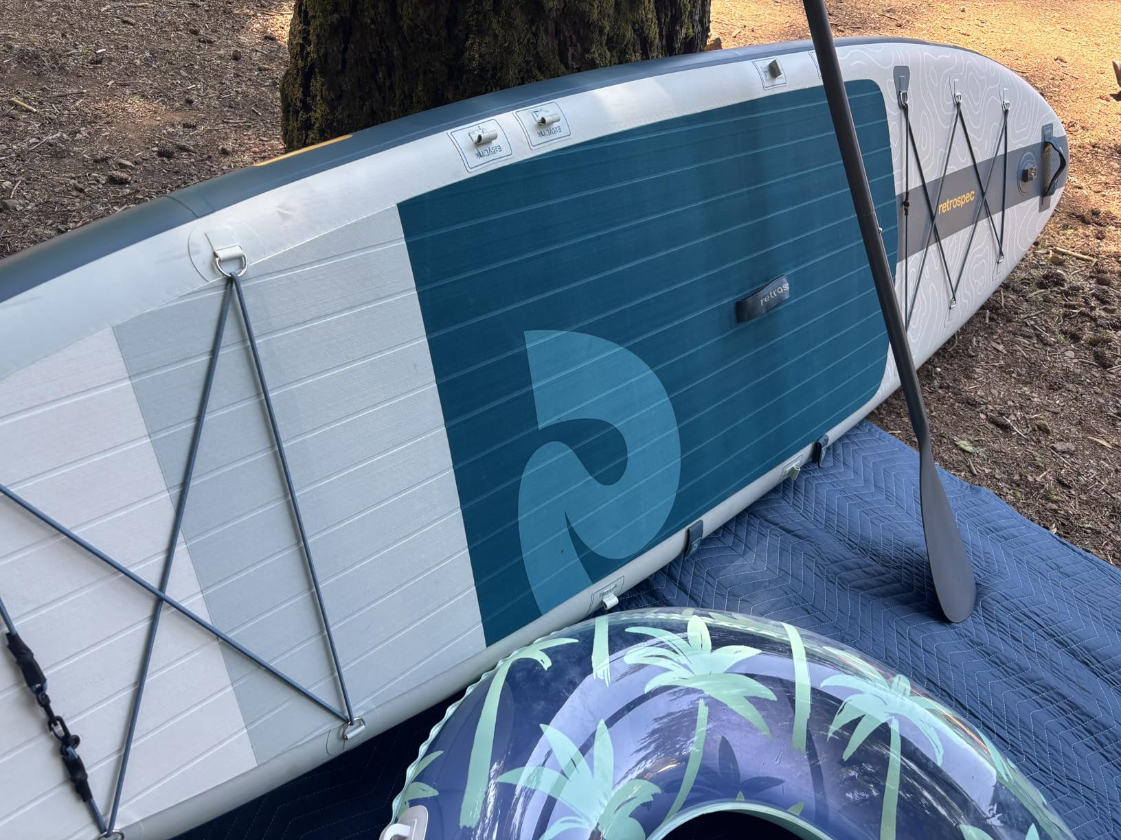 Retrospec Weekender Plus 10' Inflatable Stand Up Paddleboard Double Layer PVC iSUP Bundle with Carrying Case, 3 Piece Adjustable Aluminum Paddle, 3 Removable Fins, Pump, and Cell Phone Case customer photo 2