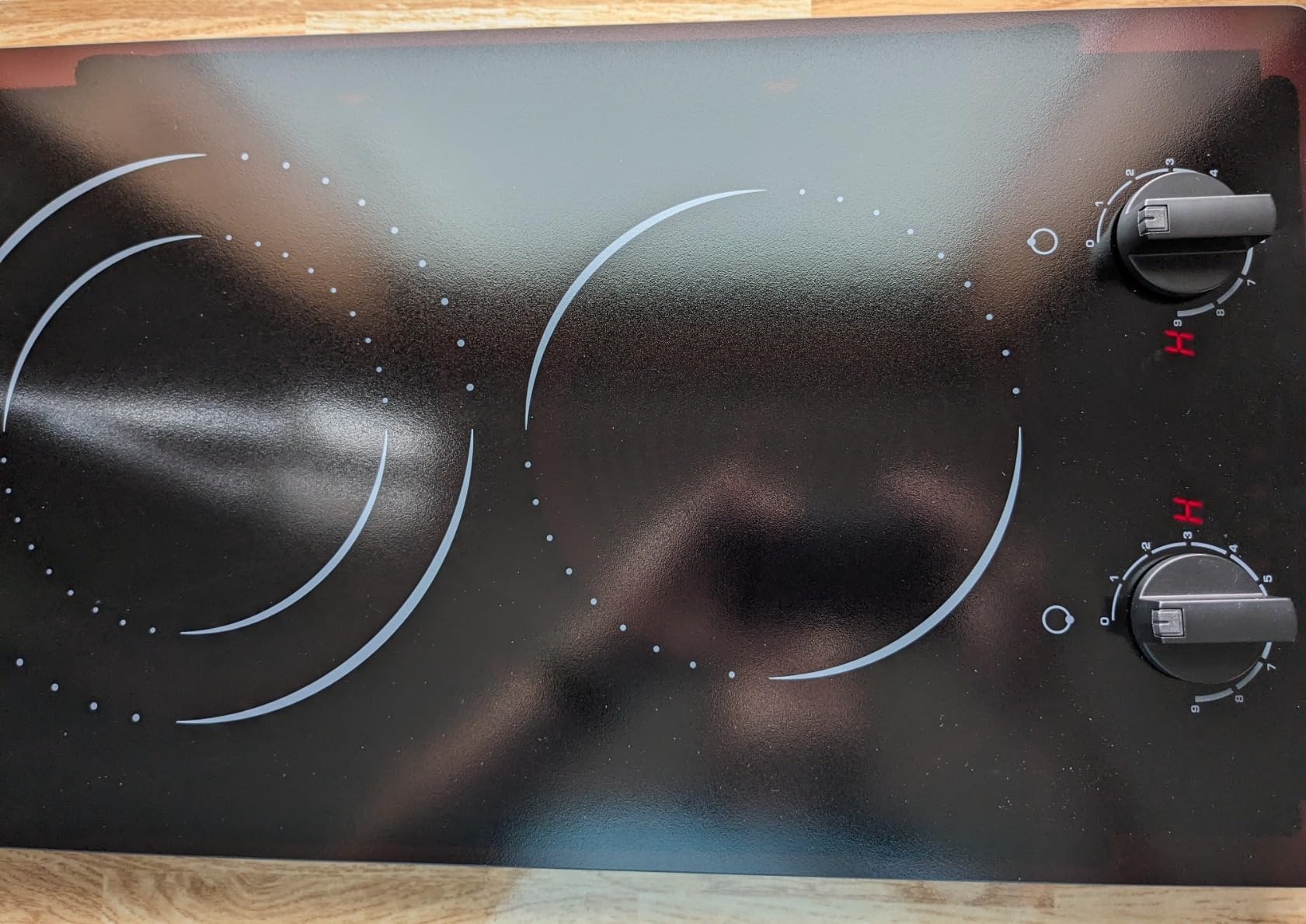 Hobsir 36 Inch Electric Cooktop with Downdraft Extractor, 4 Burners 7400W | 496 m³/h Ductless Downdraft Electric Cooktop, 9 Power Levels, Cook top with BBQ, Timer, Pause, Safety Lock, 240V customer photo 1